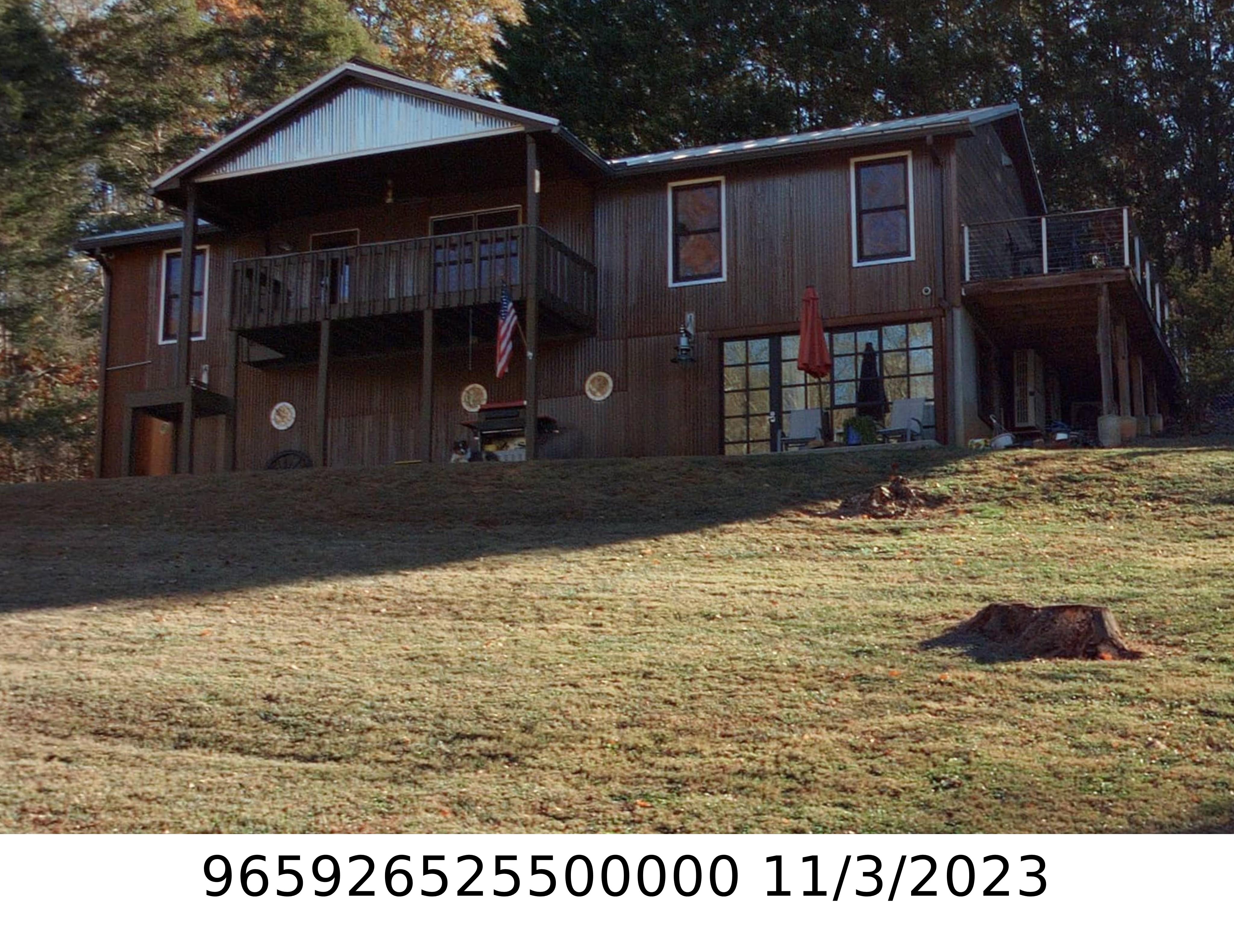 A picture of the property located at 7 UTOPIA RD, ASHEVILLE NC 28805.