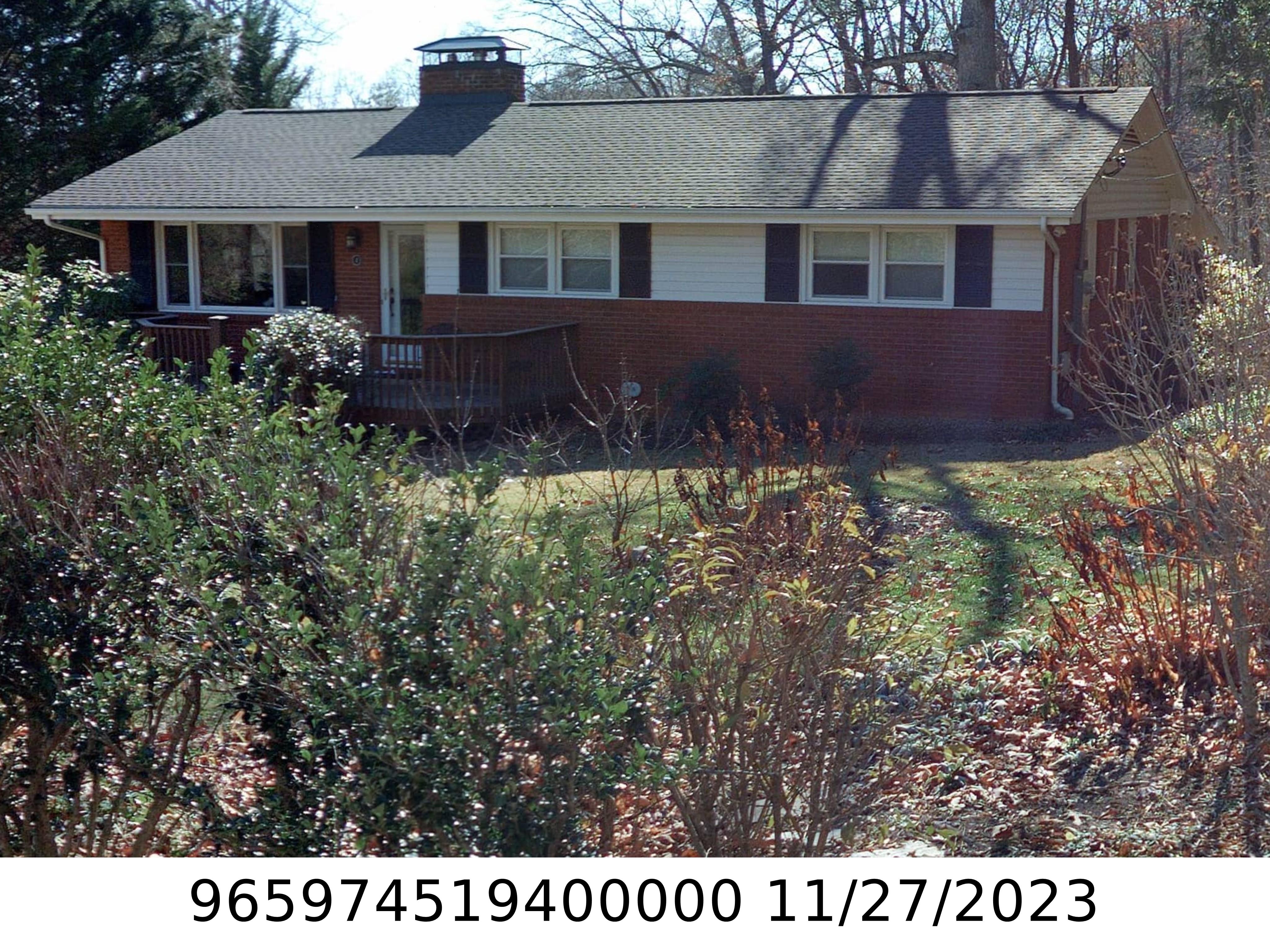 A picture of the property located at 4 KEASLER CIR, ASHEVILLE NC 28805.