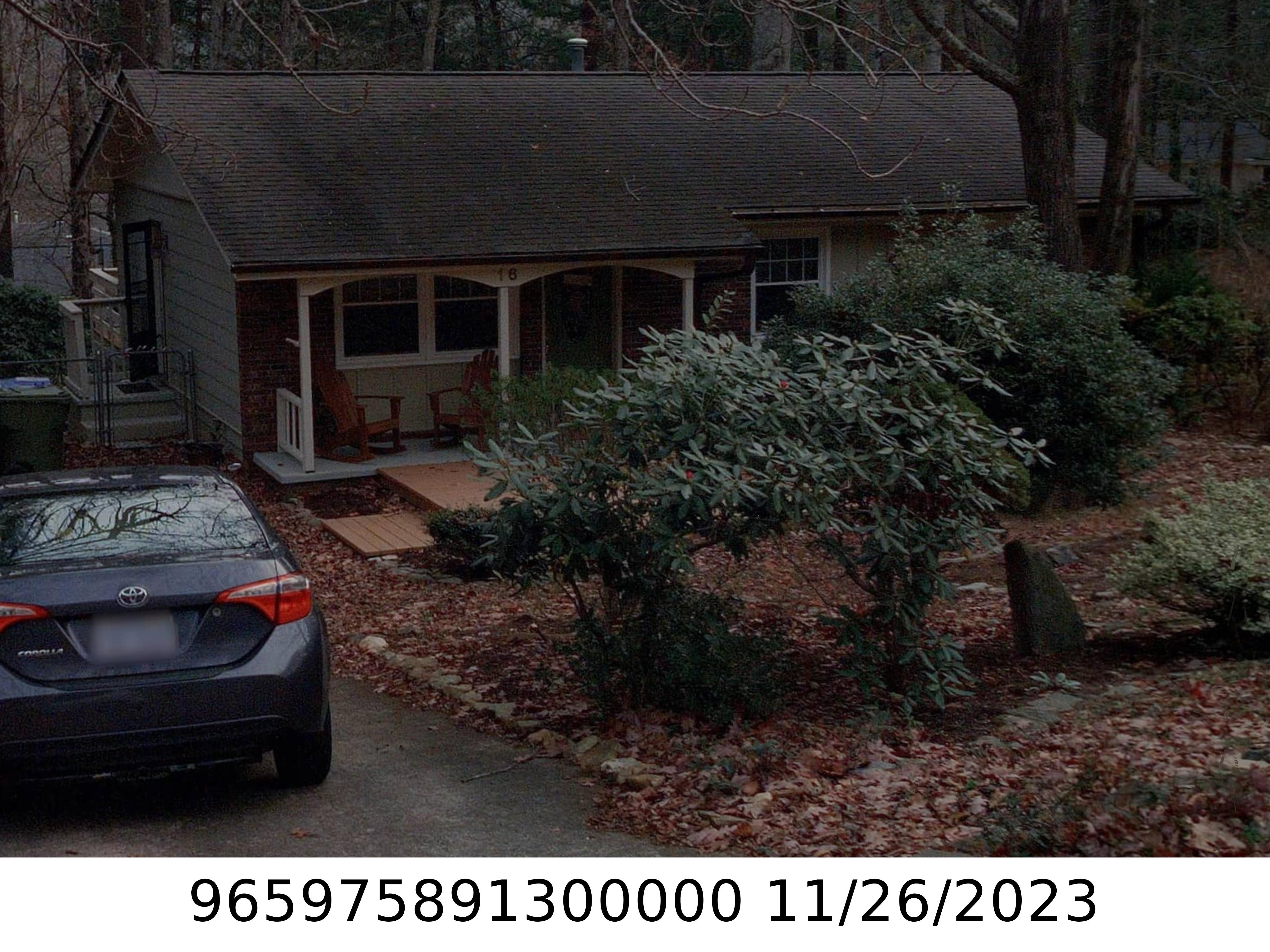 A picture of the property located at 16 HILLVIEW CIR, ASHEVILLE NC 28805.