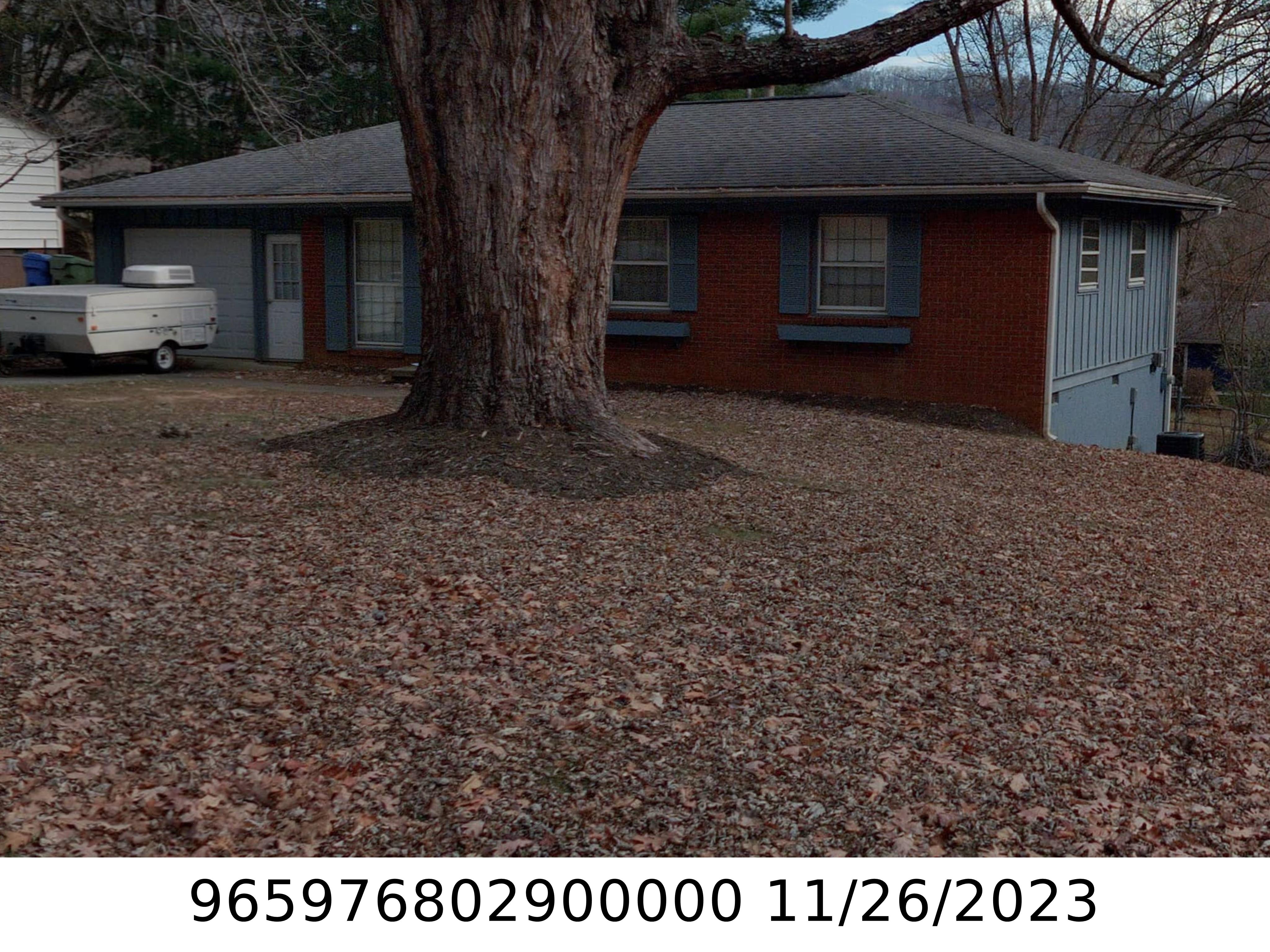 A picture of the property located at 12 HILLVIEW CIR, ASHEVILLE NC 28805.
