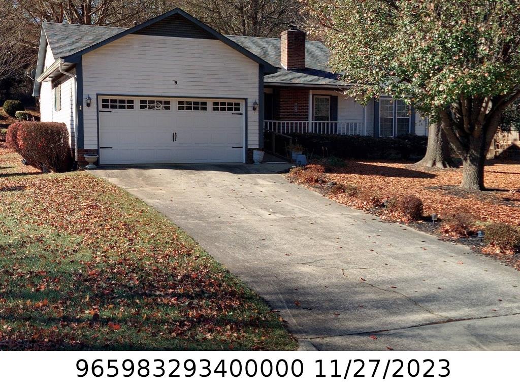A picture of the property located at 9 N LESLIE LN, ASHEVILLE NC 28805.
