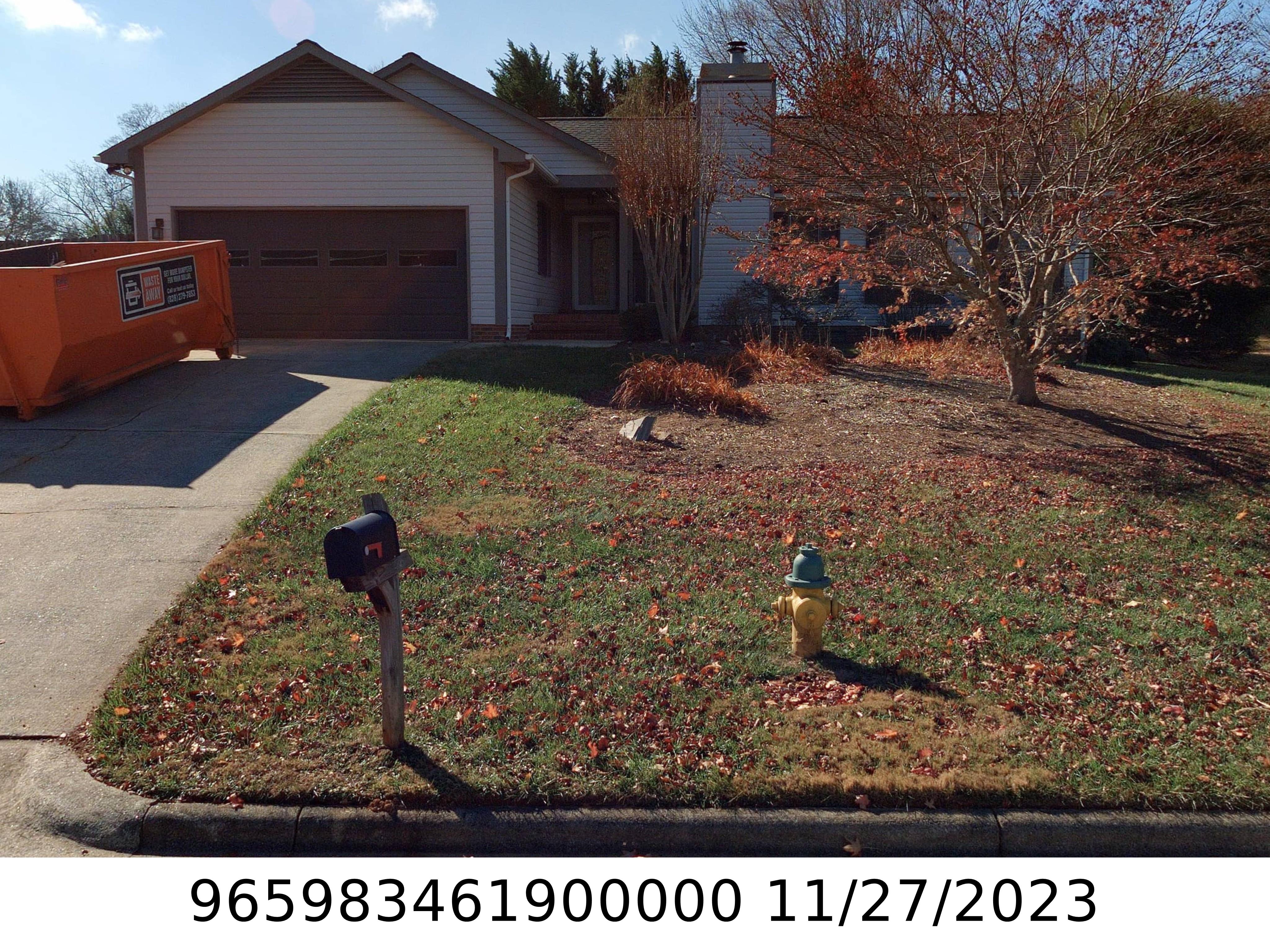 A picture of the property located at 3 N LESLIE LN, ASHEVILLE NC 28805.