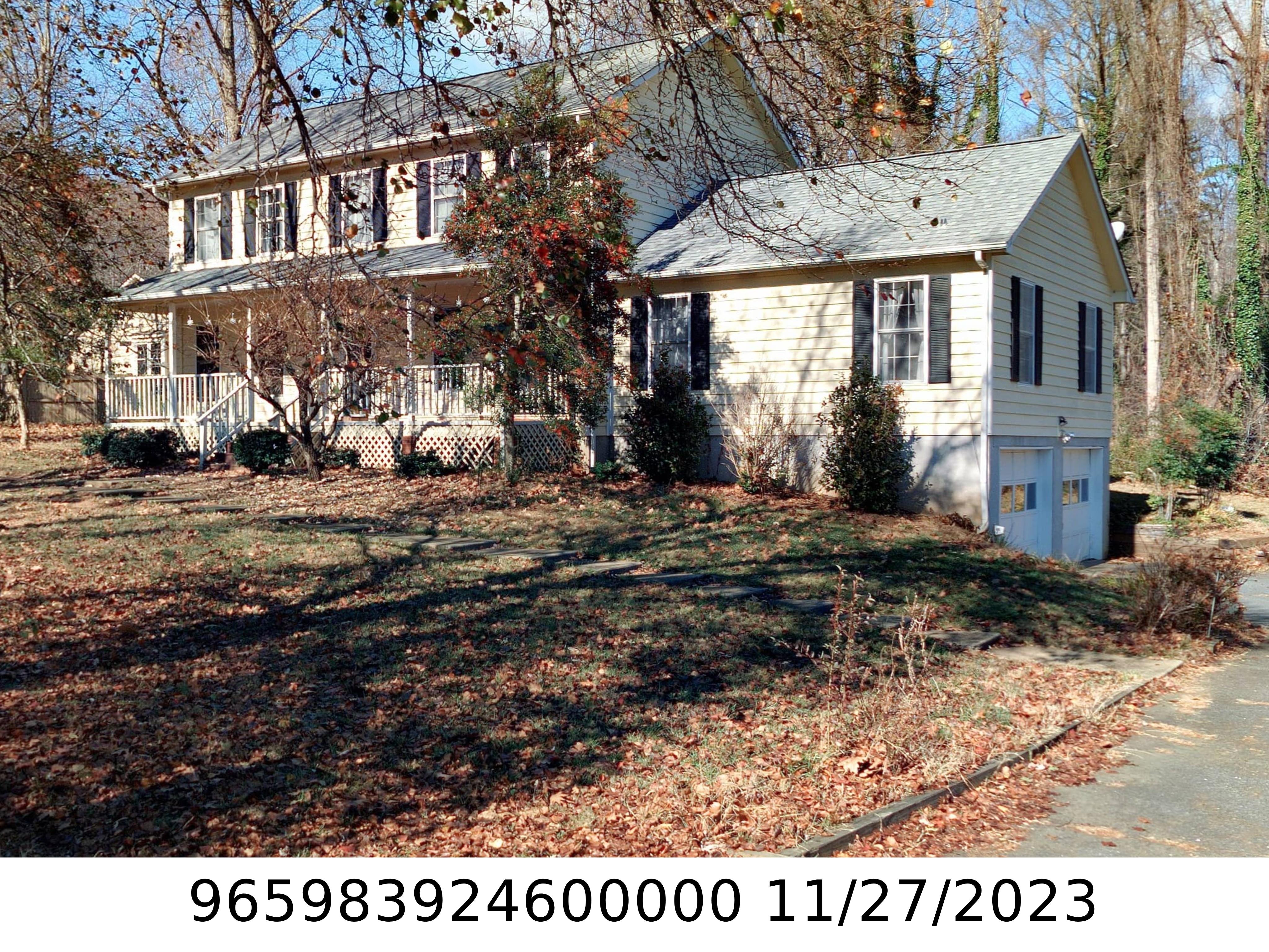 A picture of the property located at 3 REDWING LN, ASHEVILLE NC 28805.