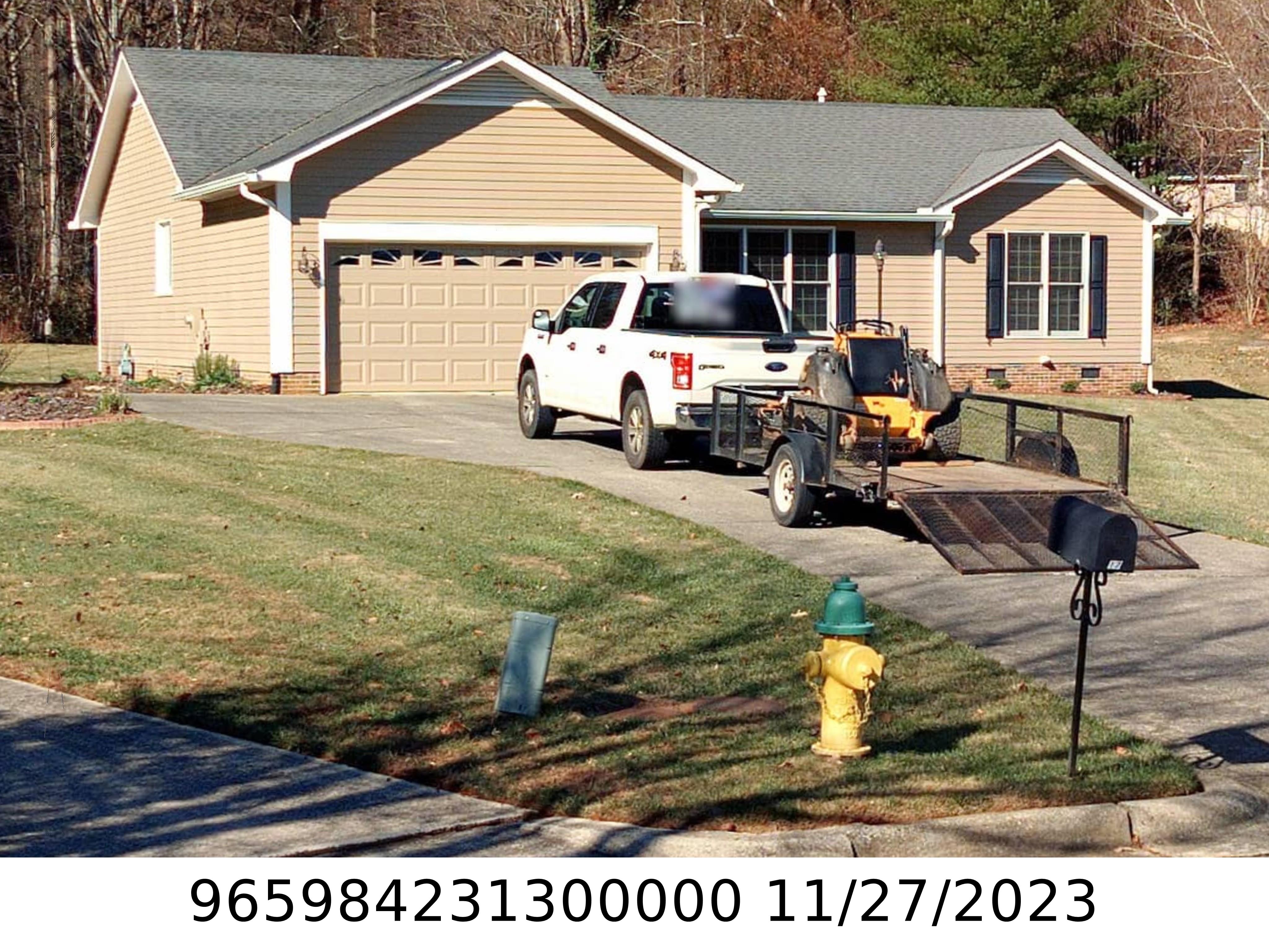 A picture of the property located at 17 N LESLIE LN, ASHEVILLE NC 28805.