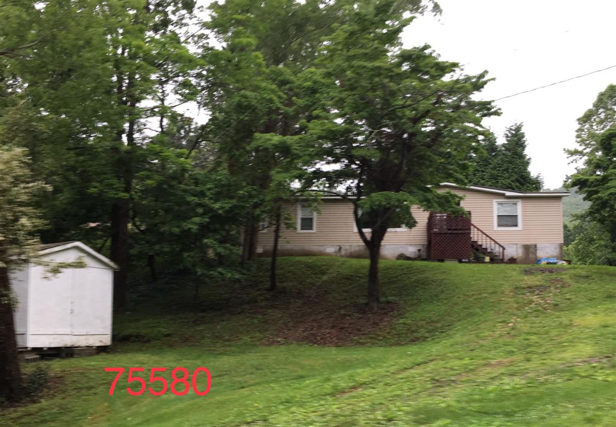 A picture of the property located at 10 HAW CREEK CIR, ASHEVILLE NC 28805.