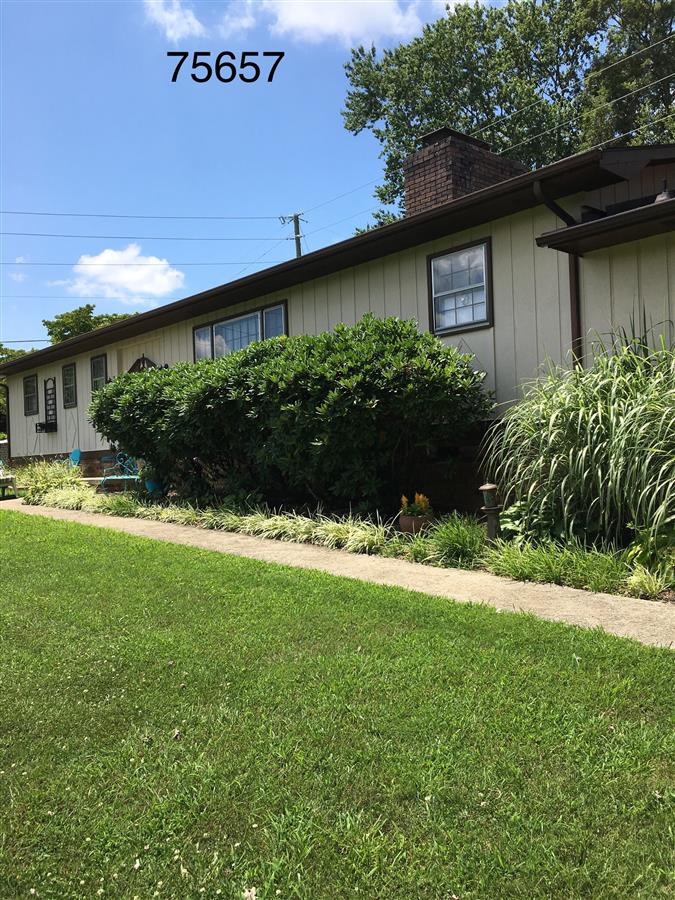 A picture of the property located at 35 OAK LN, FLETCHER NC 28732.