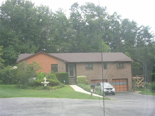 A picture of the property located at 6 DANIEL DR, FLETCHER NC 28732.