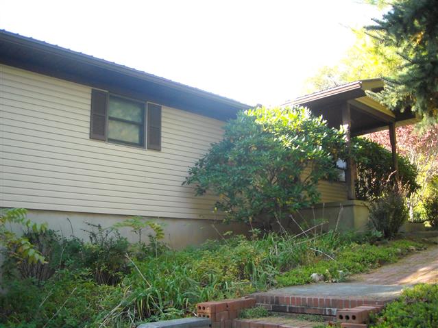 A picture of the property located at 5 SHELDON LN, ARDEN NC 28704.