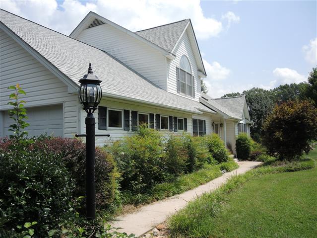 A picture of the property located at 69 SUNWEST DR, ARDEN NC 28704.