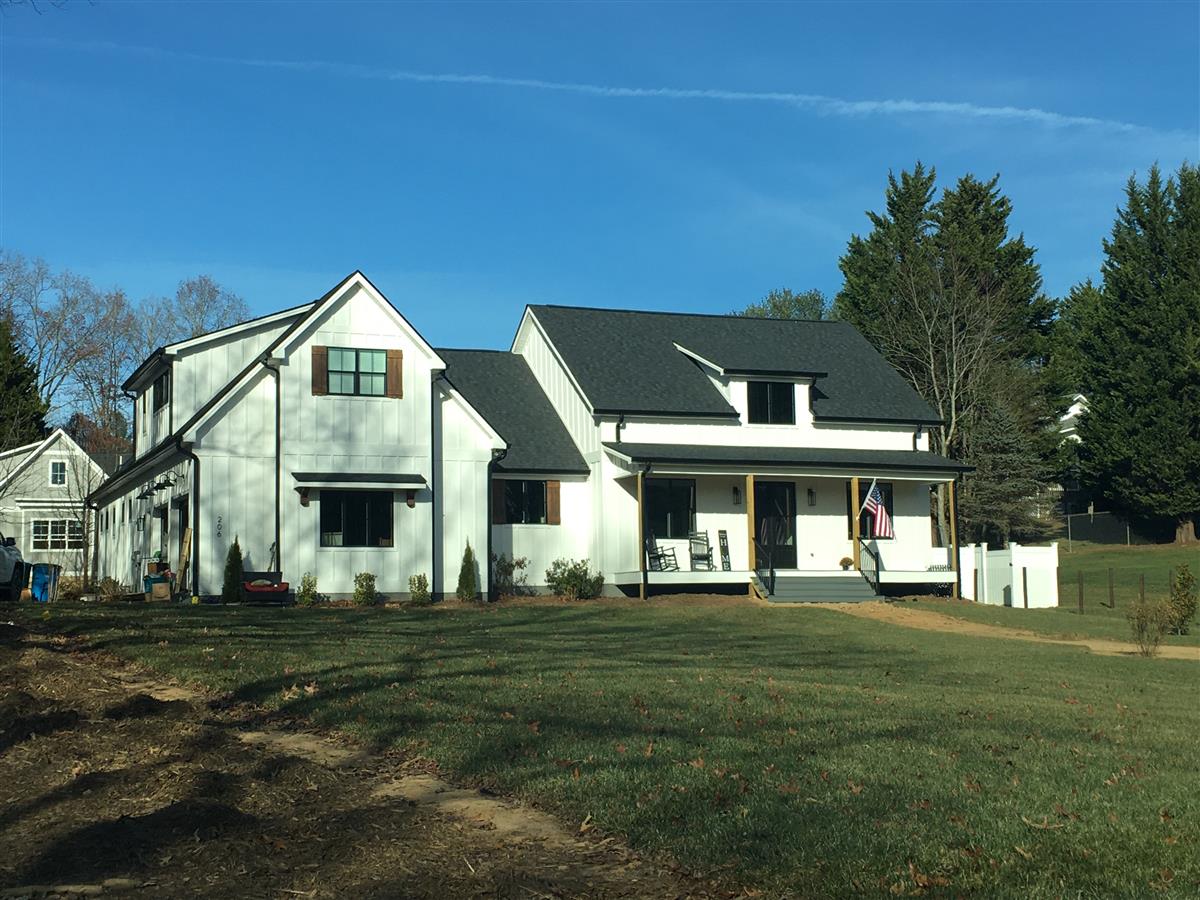 A picture of the property located at 206 BALDWIN RD, ARDEN NC 28704.