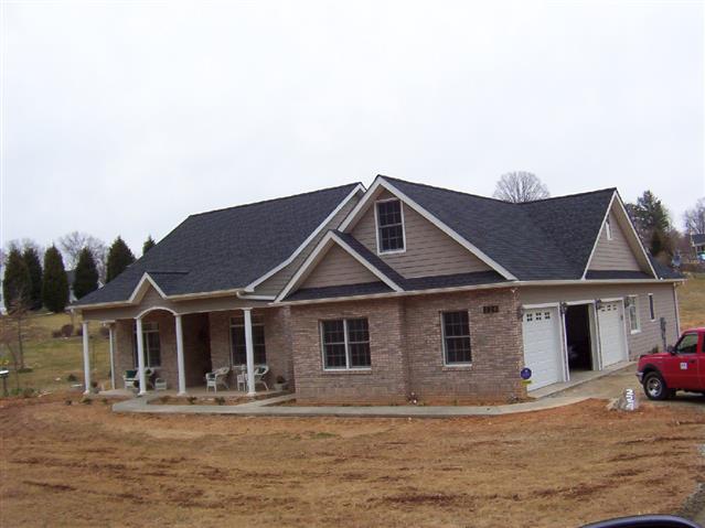 A picture of the property located at 98 SUNWEST DR, ARDEN NC 28704.