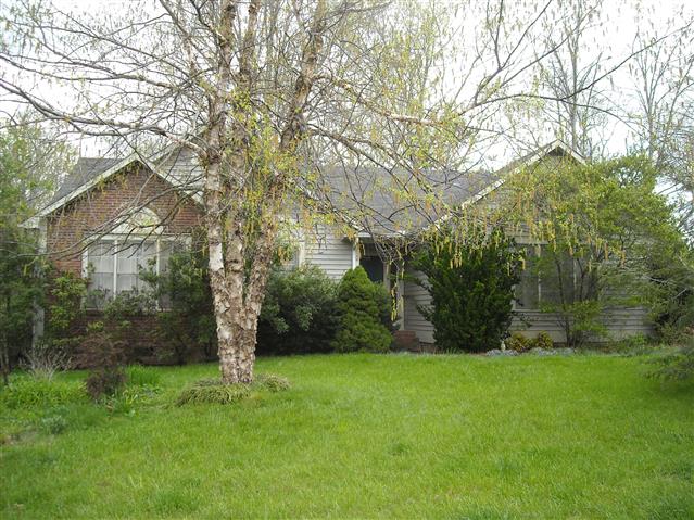 A picture of the property located at 7 STRATHMORE DR, ARDEN NC 28704.