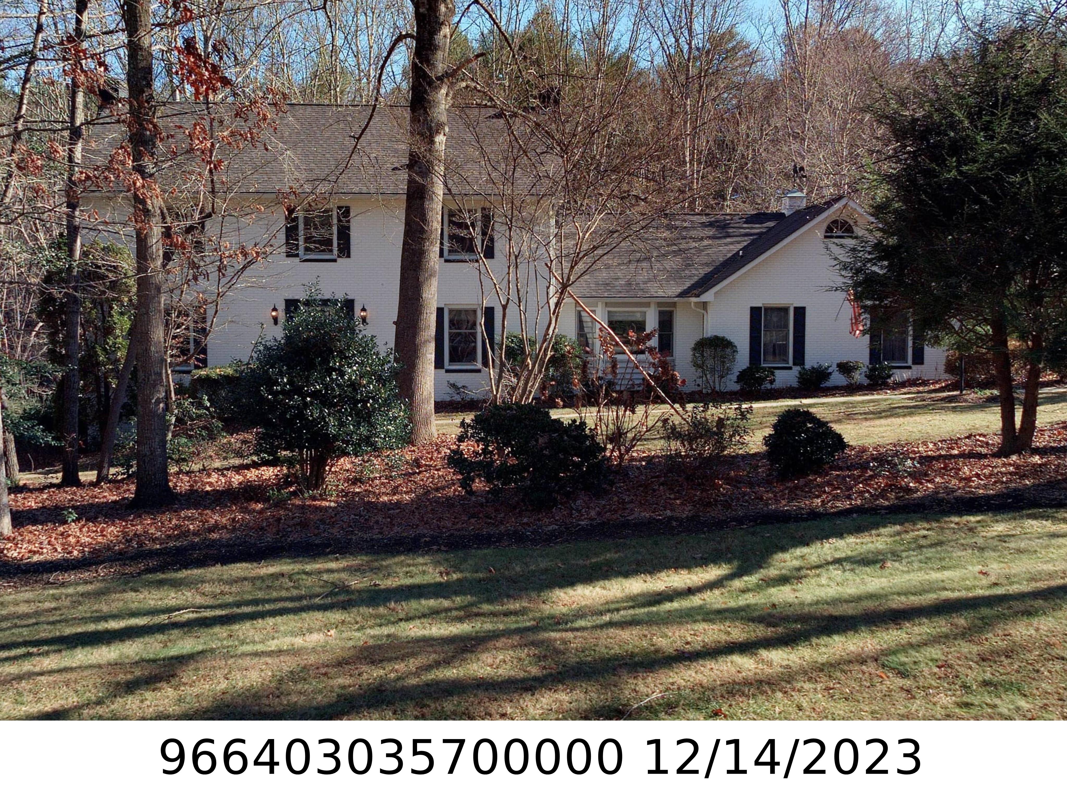 A picture of the property located at 46 TREE TOP DR, ARDEN NC 28704.