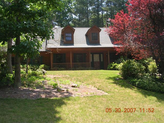 A picture of the property located at 14 TREE TOP DR, ARDEN NC 28704.