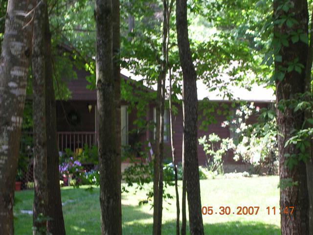 A picture of the property located at 35 GLEN CREST DR, ARDEN NC 28704.