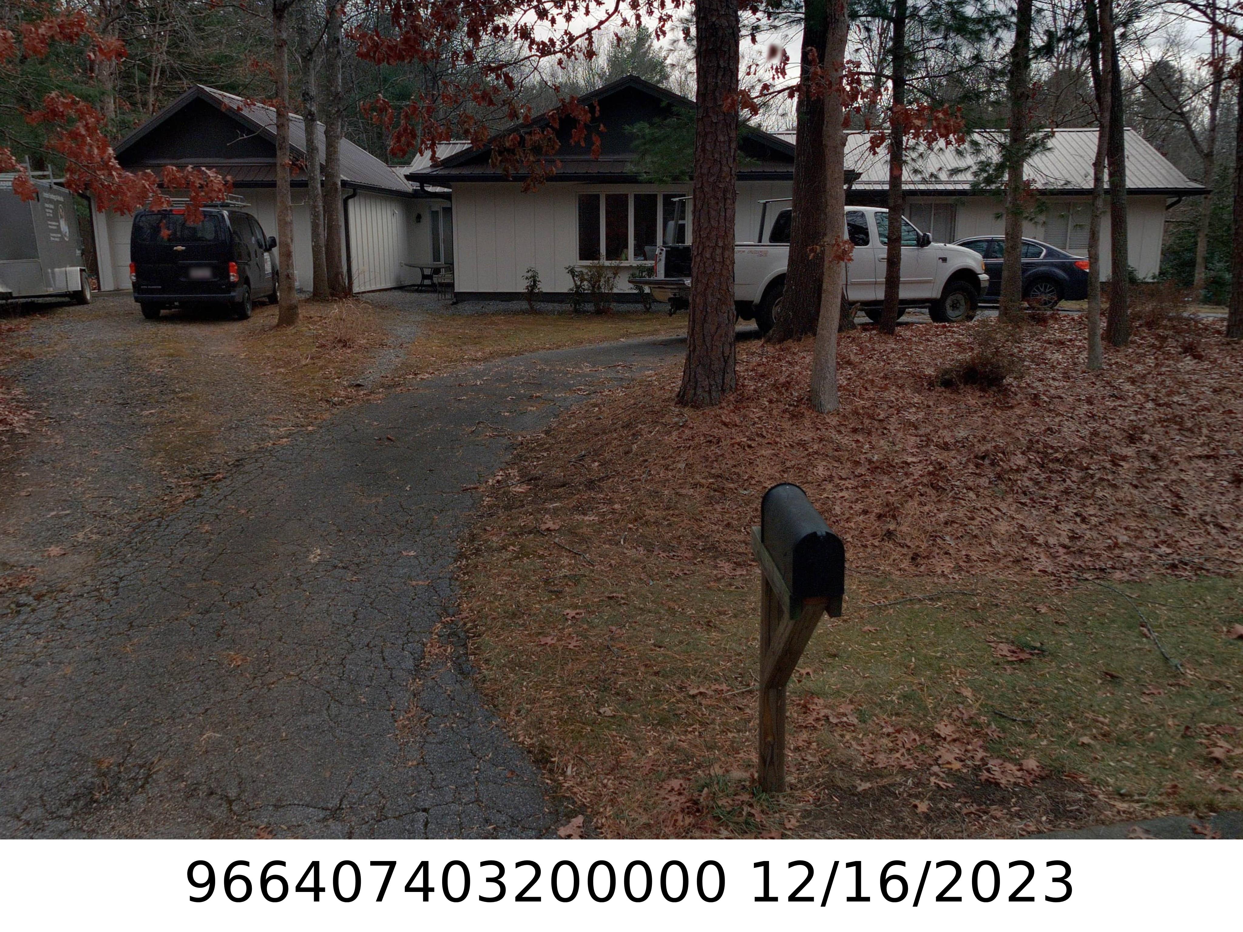A picture of the property located at 30 TURNBERRY DR, ARDEN NC 28704.