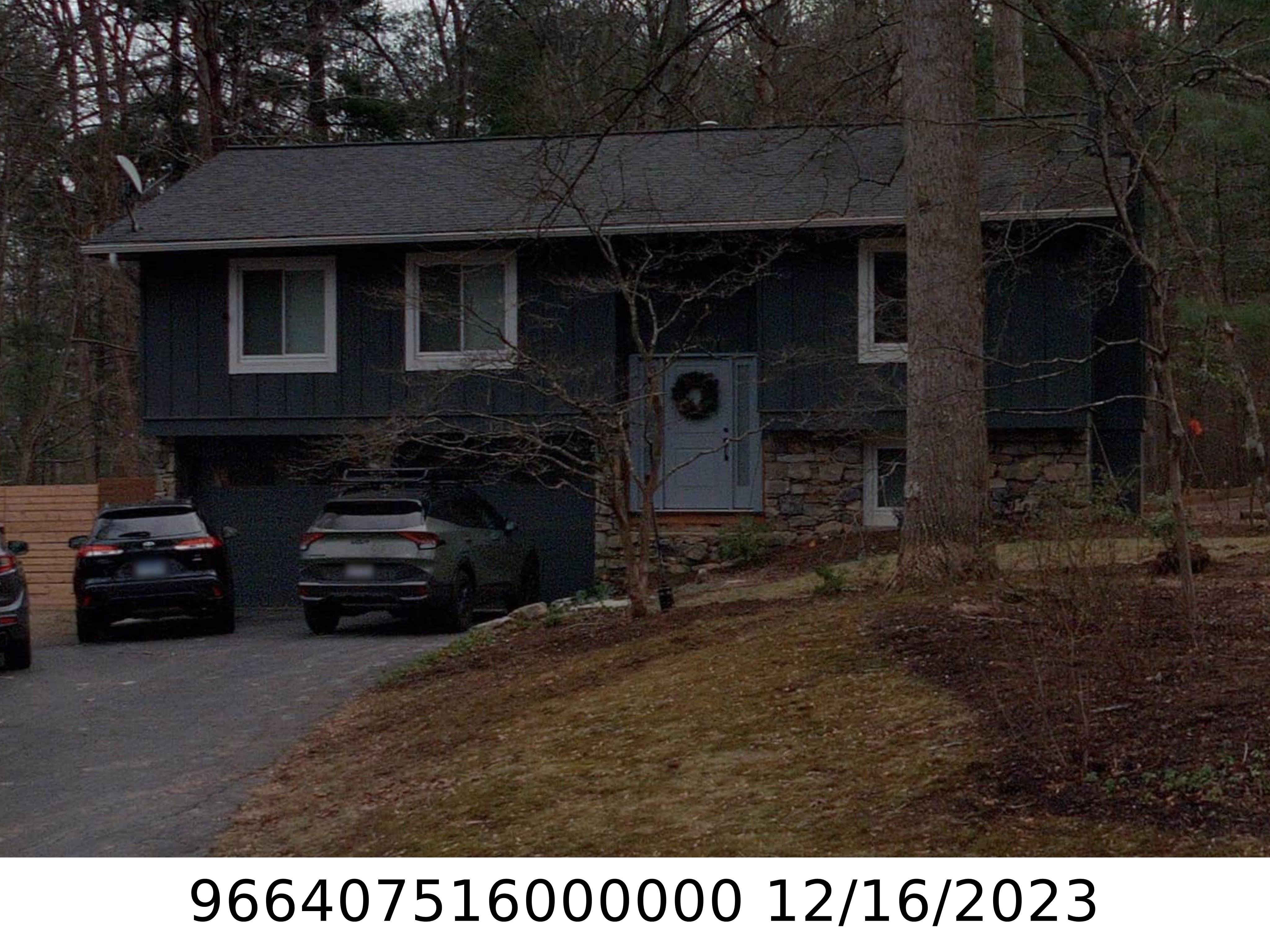A picture of the property located at 32 TURNBERRY DR, ARDEN NC 28704.