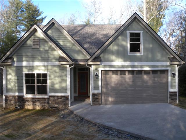 A picture of the property located at 11 BROOK FOREST DR, ARDEN NC 28704.
