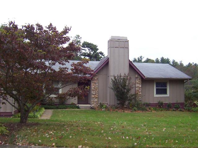 A picture of the property located at 5 FAIRWAY DR, ARDEN NC 28704.