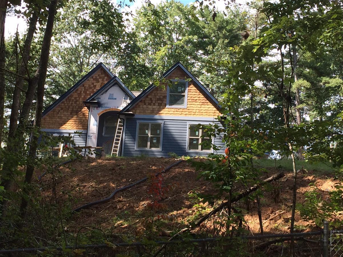 A picture of the property located at 5 BRAE BURN DR, ARDEN NC 28704.