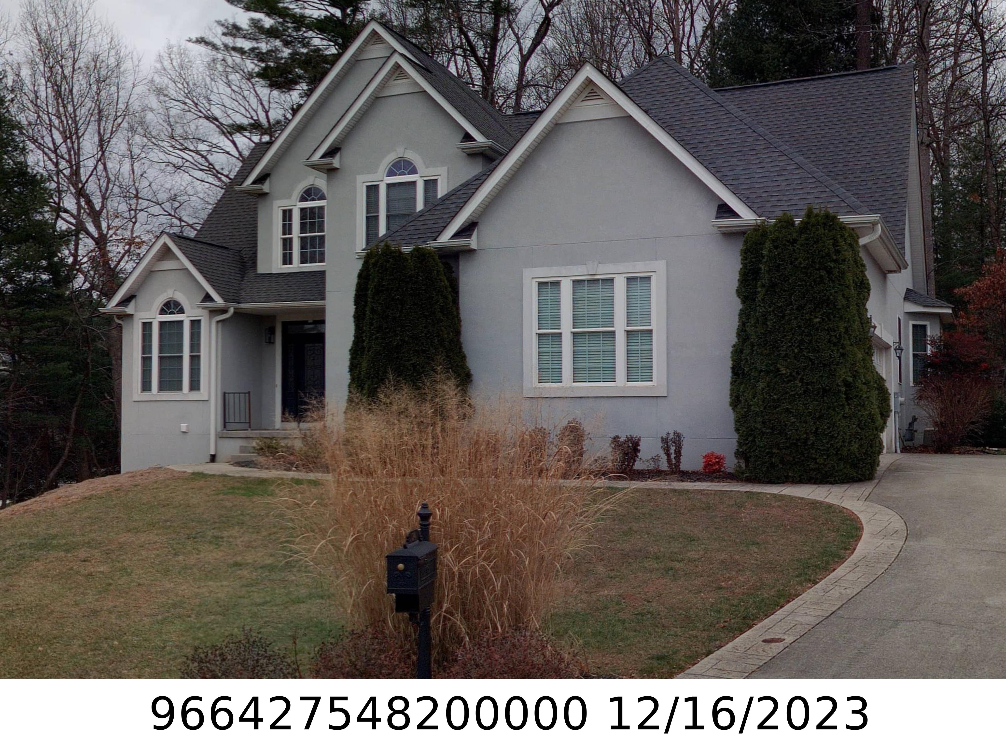 A picture of the property located at 24 FOGGY GLEN DR, ARDEN NC 28704.