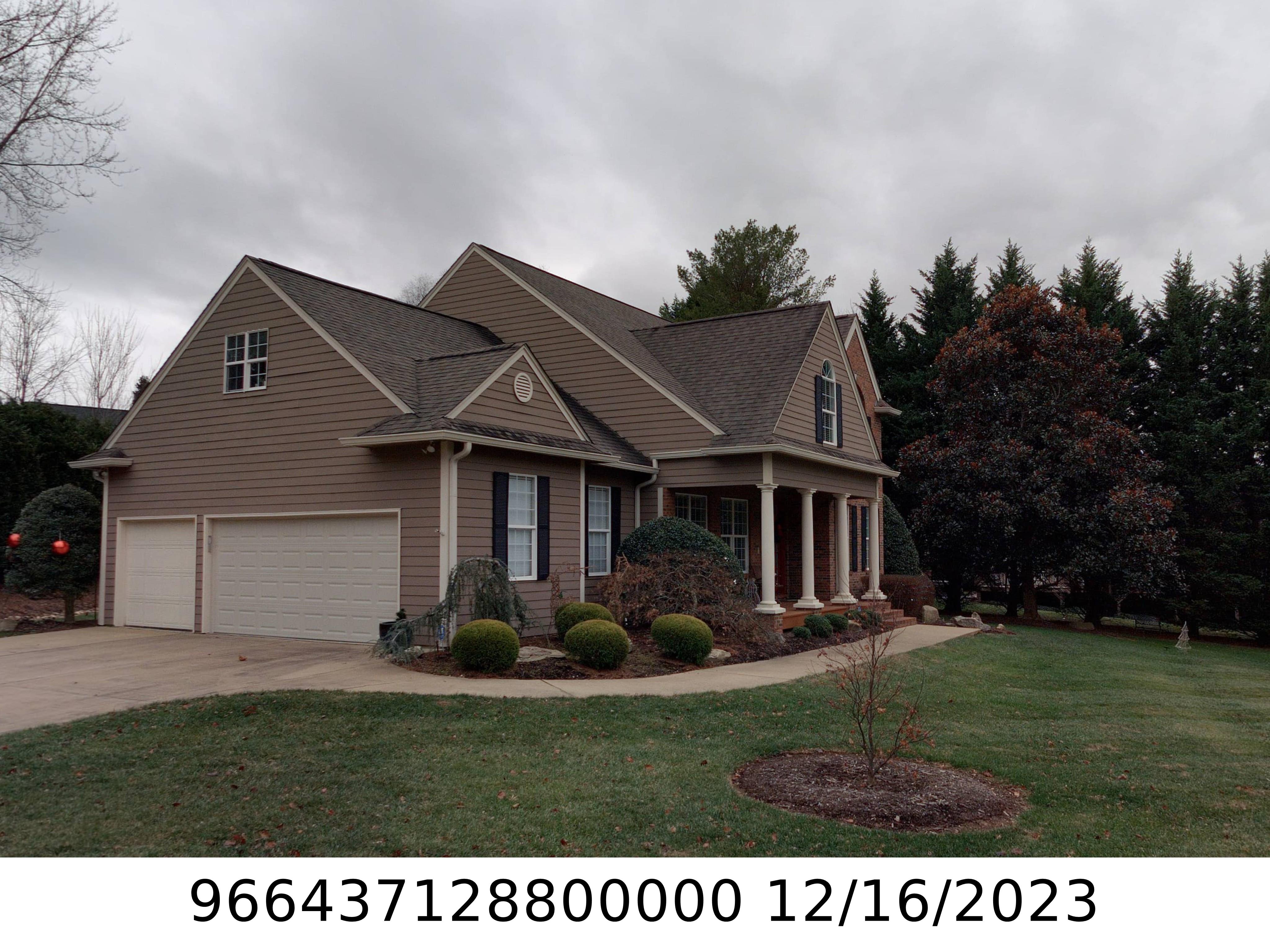 A picture of the property located at 118 SOUTHBROOK LN, FLETCHER NC 28732.