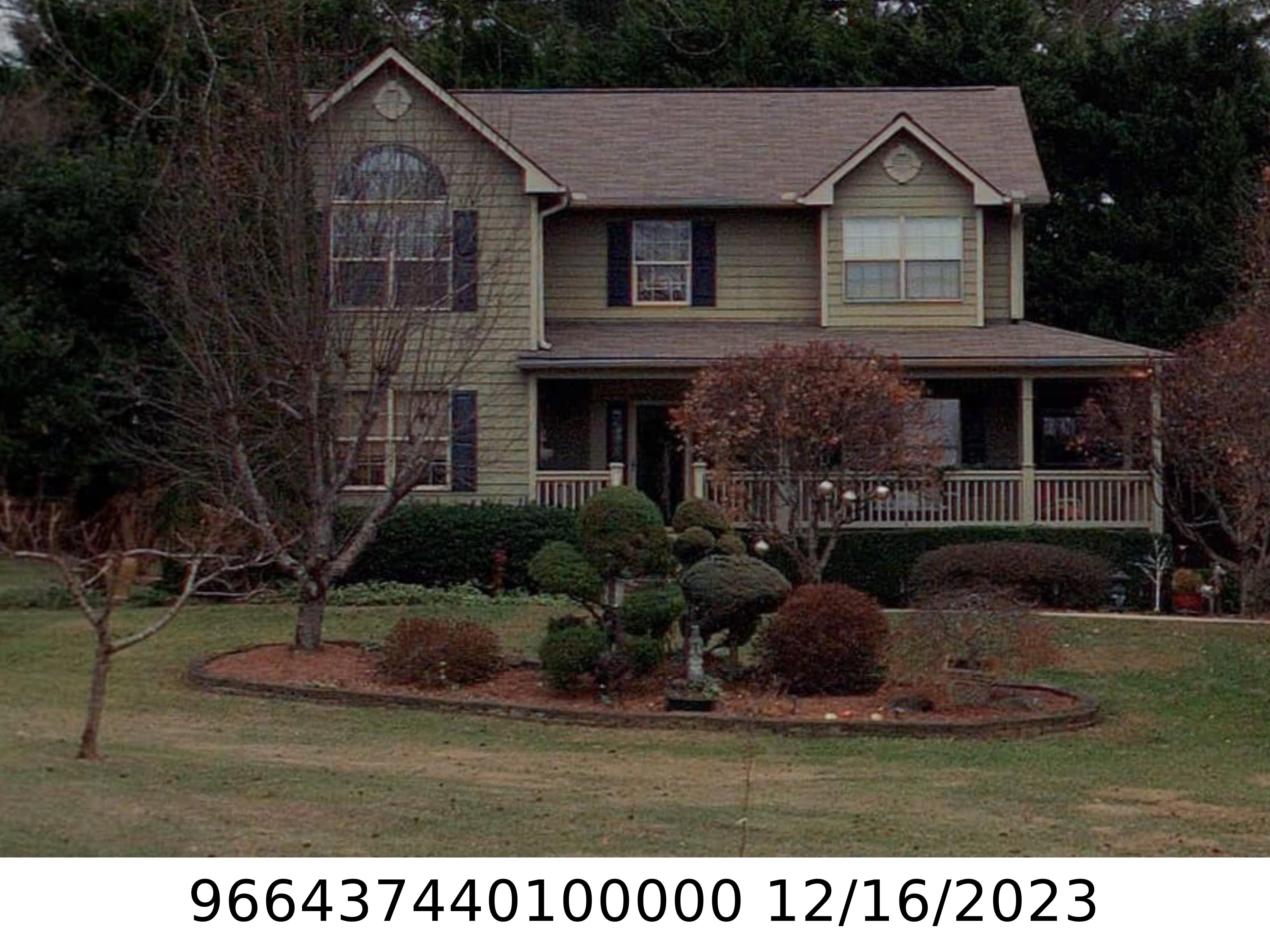 A picture of the property located at 306 WOODVIEW CT, FLETCHER NC 28732.