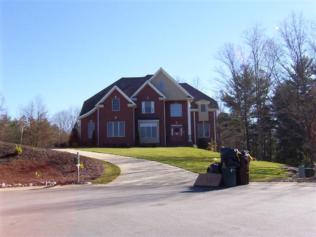 A picture of the property located at 12 BLENHEIM CT, ARDEN NC 28704.