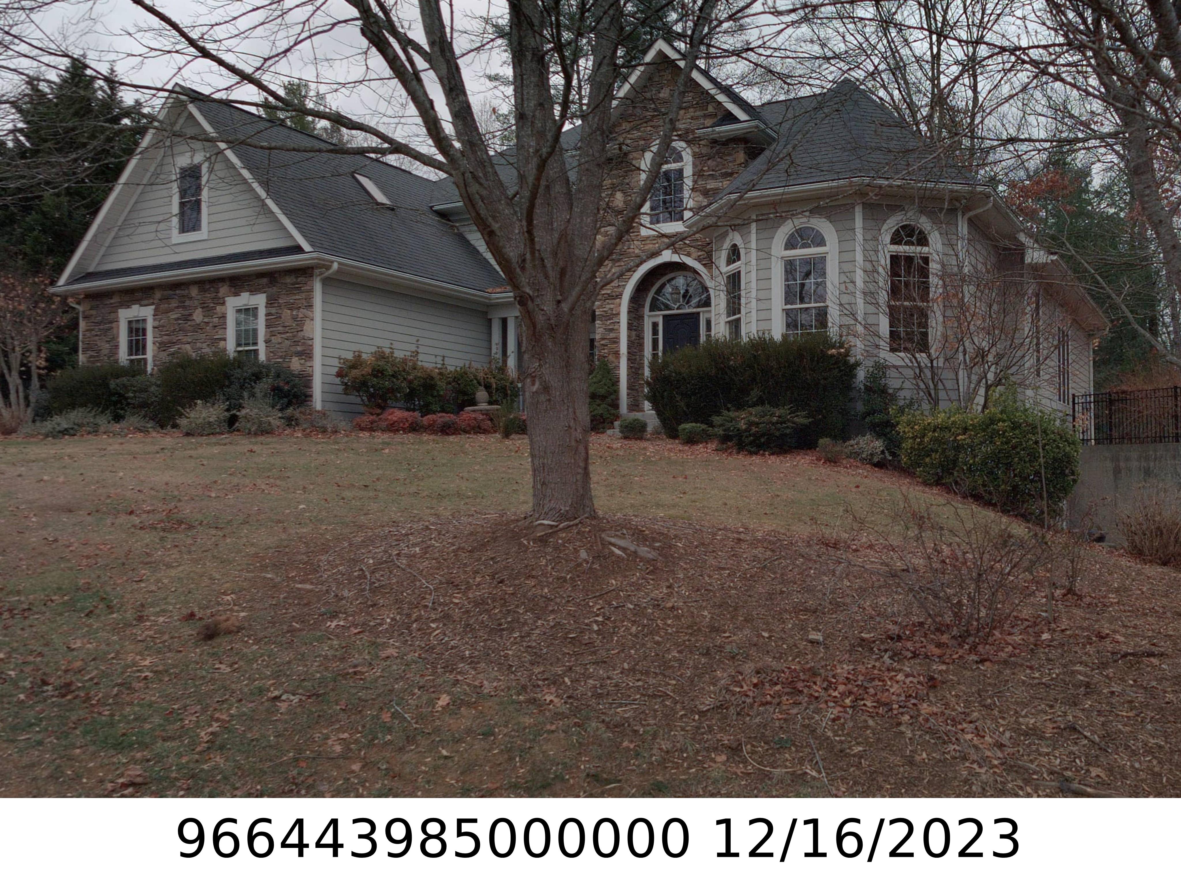 A picture of the property located at 8 GOWER LN, ARDEN NC 28704.