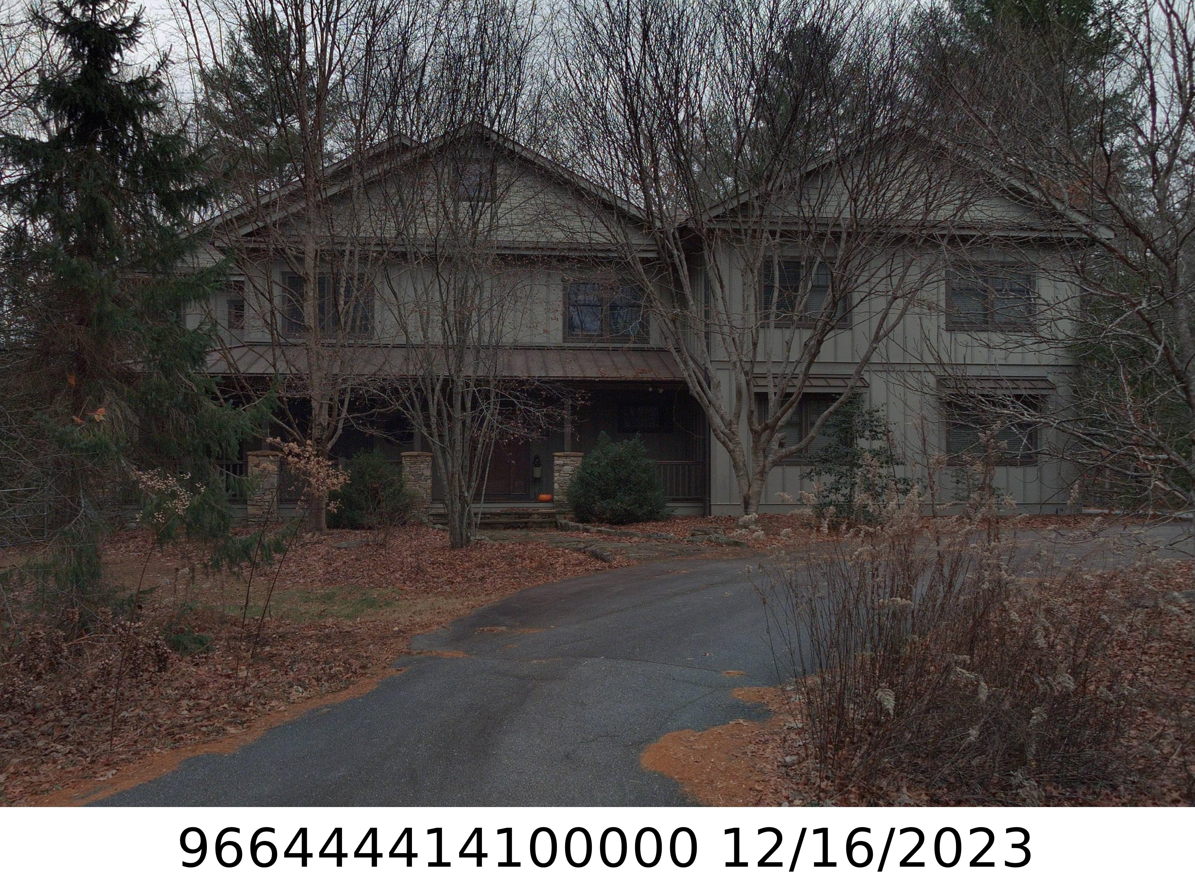 A picture of the property located at 22 COTSWOLDS CT, ARDEN NC 28704.