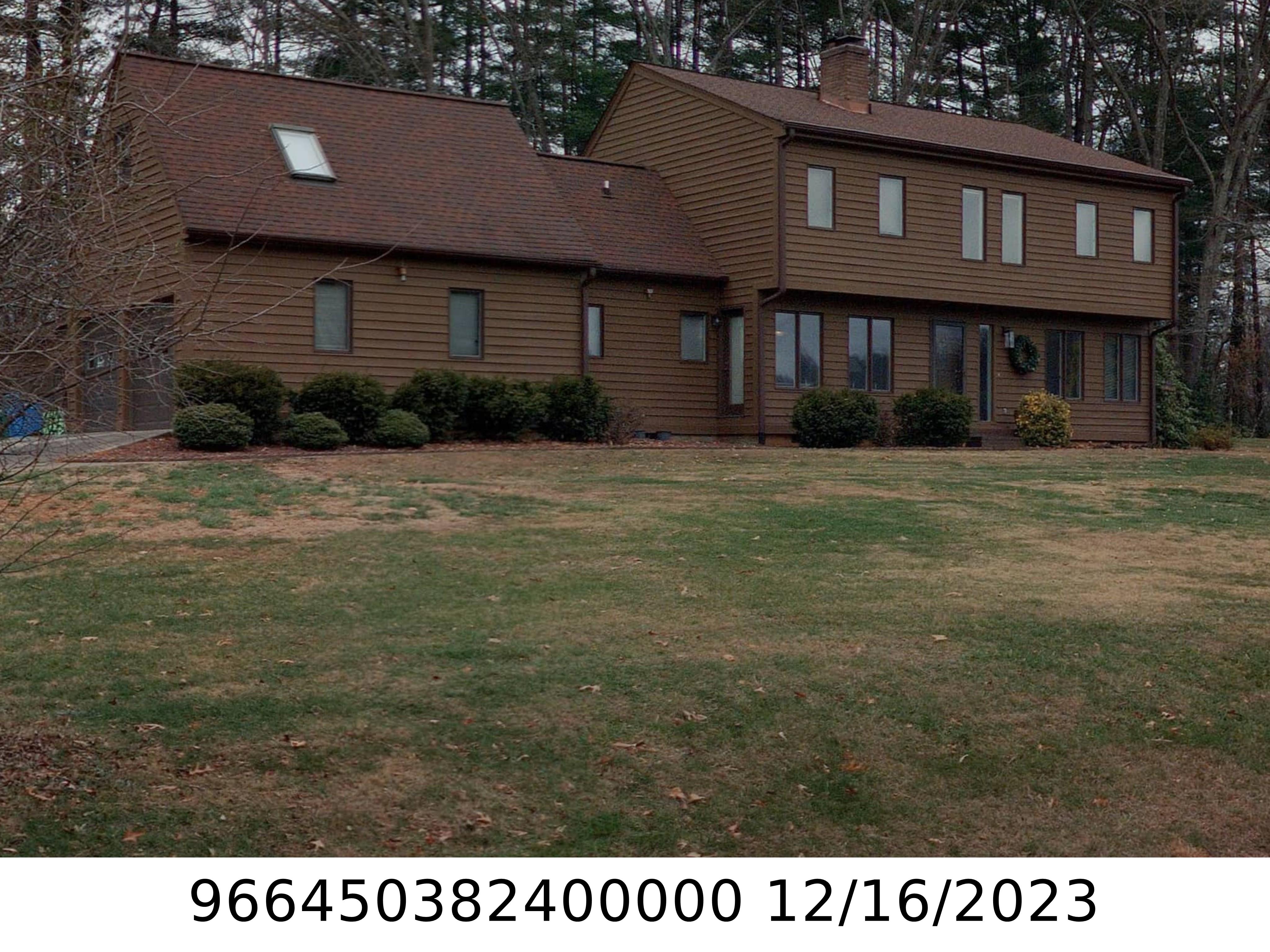 A picture of the property located at 24 WHITE PINE CIR, FLETCHER NC 28732.