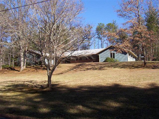 A picture of the property located at 1 ARNSTEIN CIR, FLETCHER NC 28732.