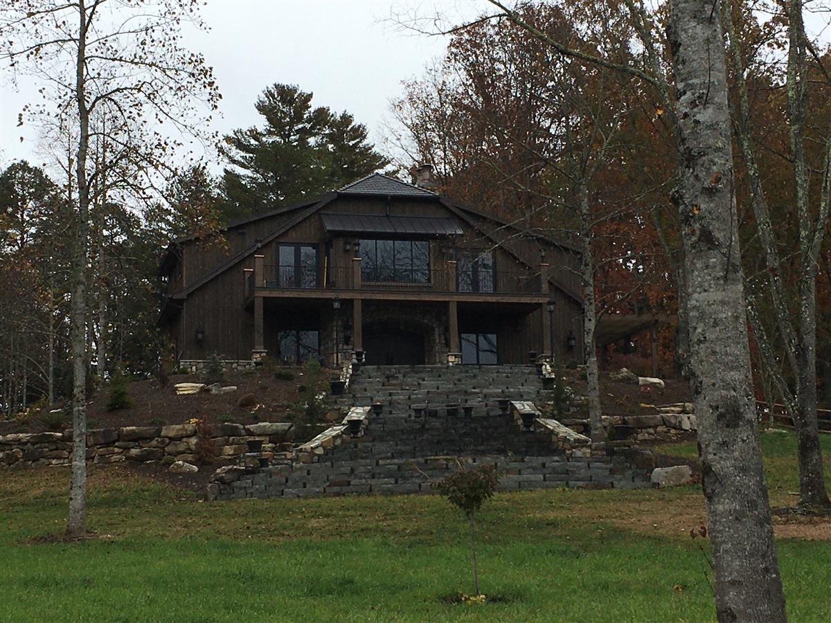 A picture of the property located at 165 WHITE PINE DR, FLETCHER NC 28732.