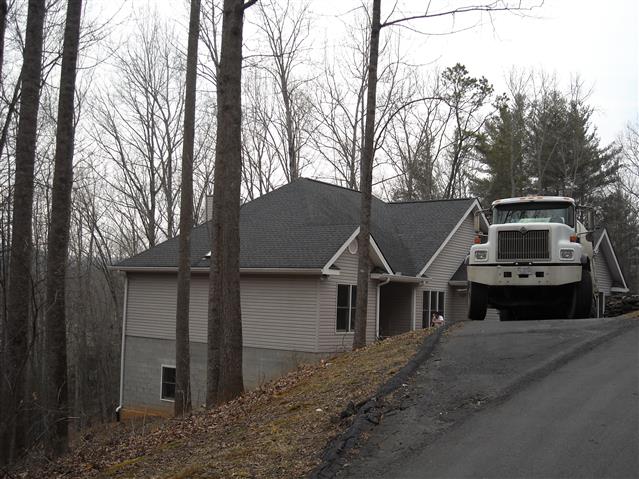A picture of the property located at 30 CHEROKEE TRL, FLETCHER NC 28732.