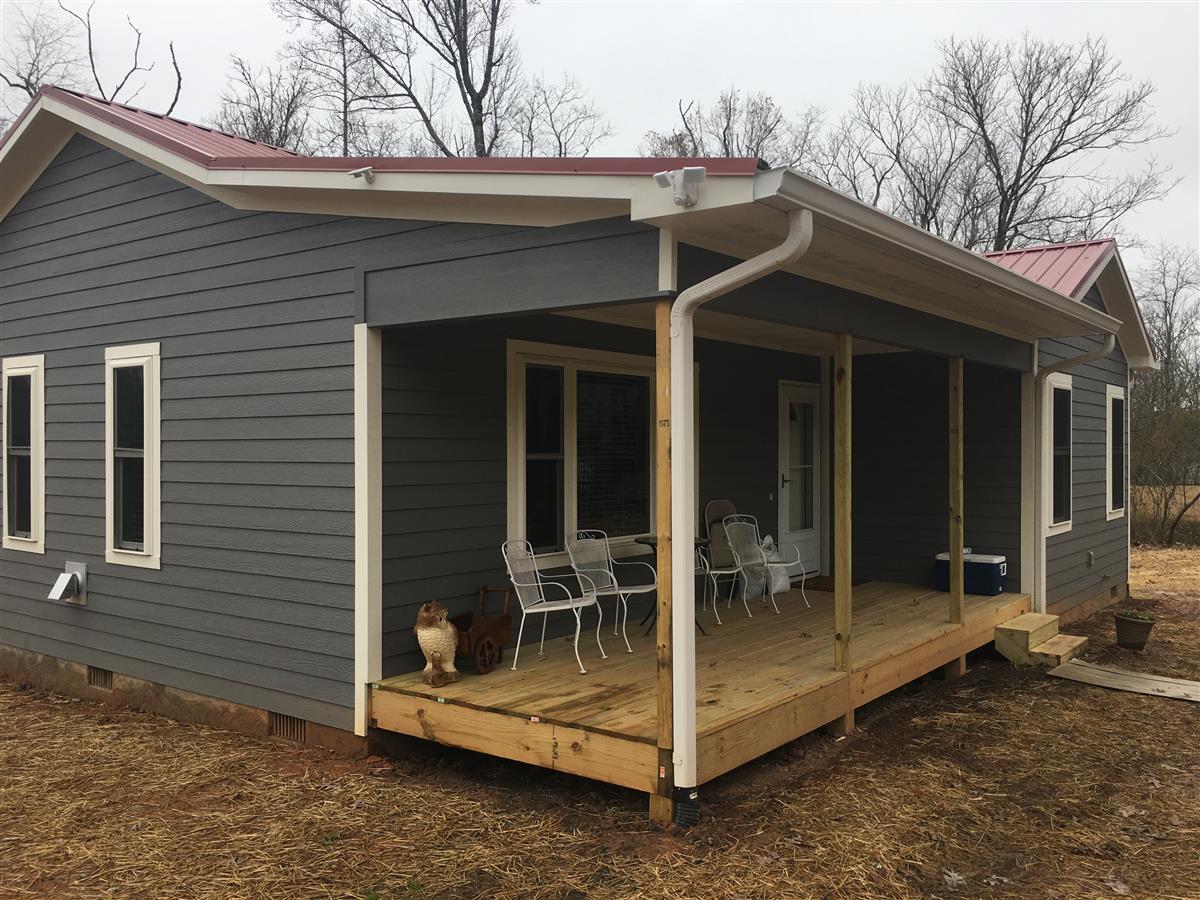 A picture of the property located at 25 LOGAN LN, FLETCHER NC 28732.