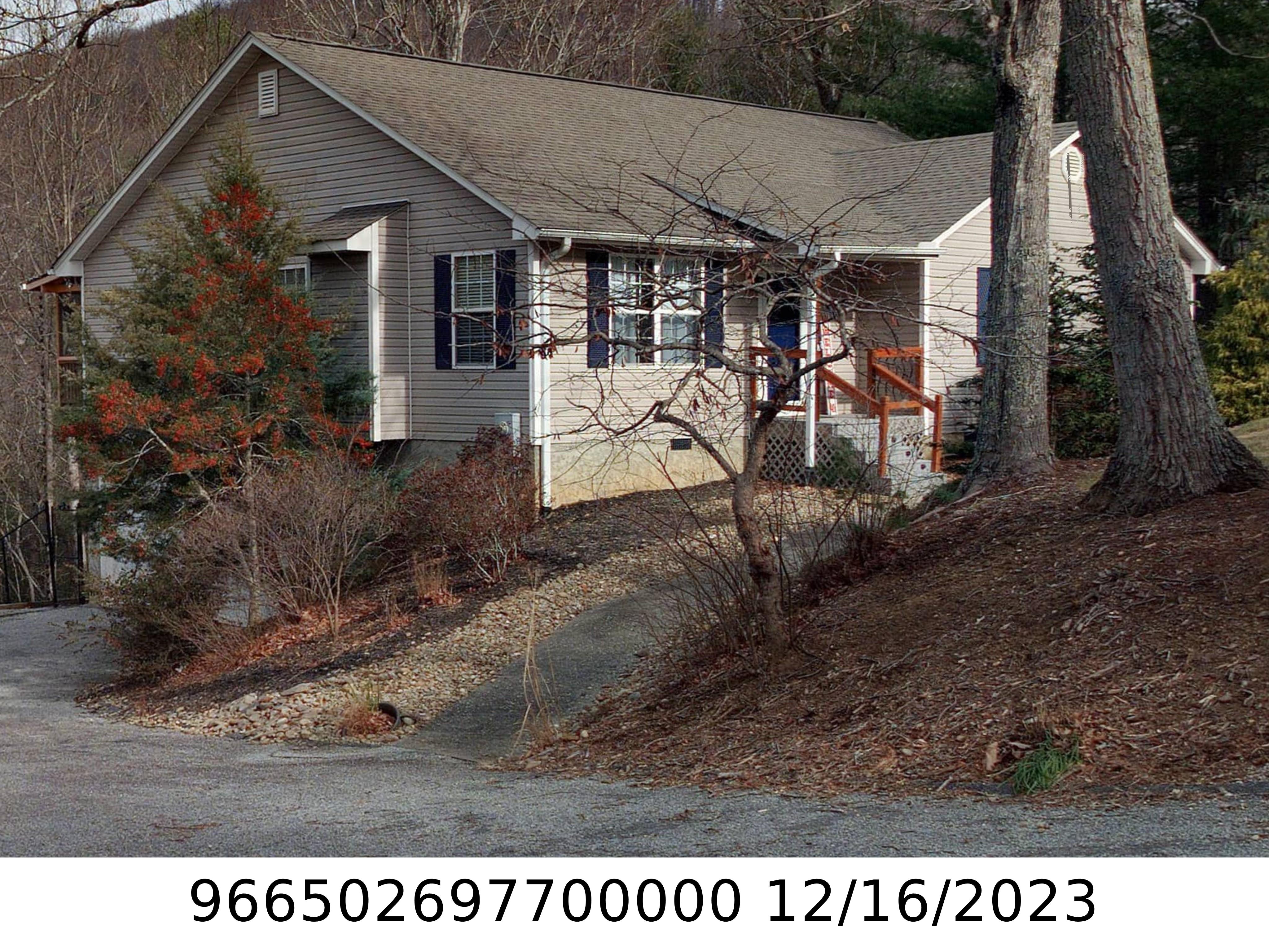A picture of the property located at 22 MORIAH LN, ASHEVILLE NC 28803.
