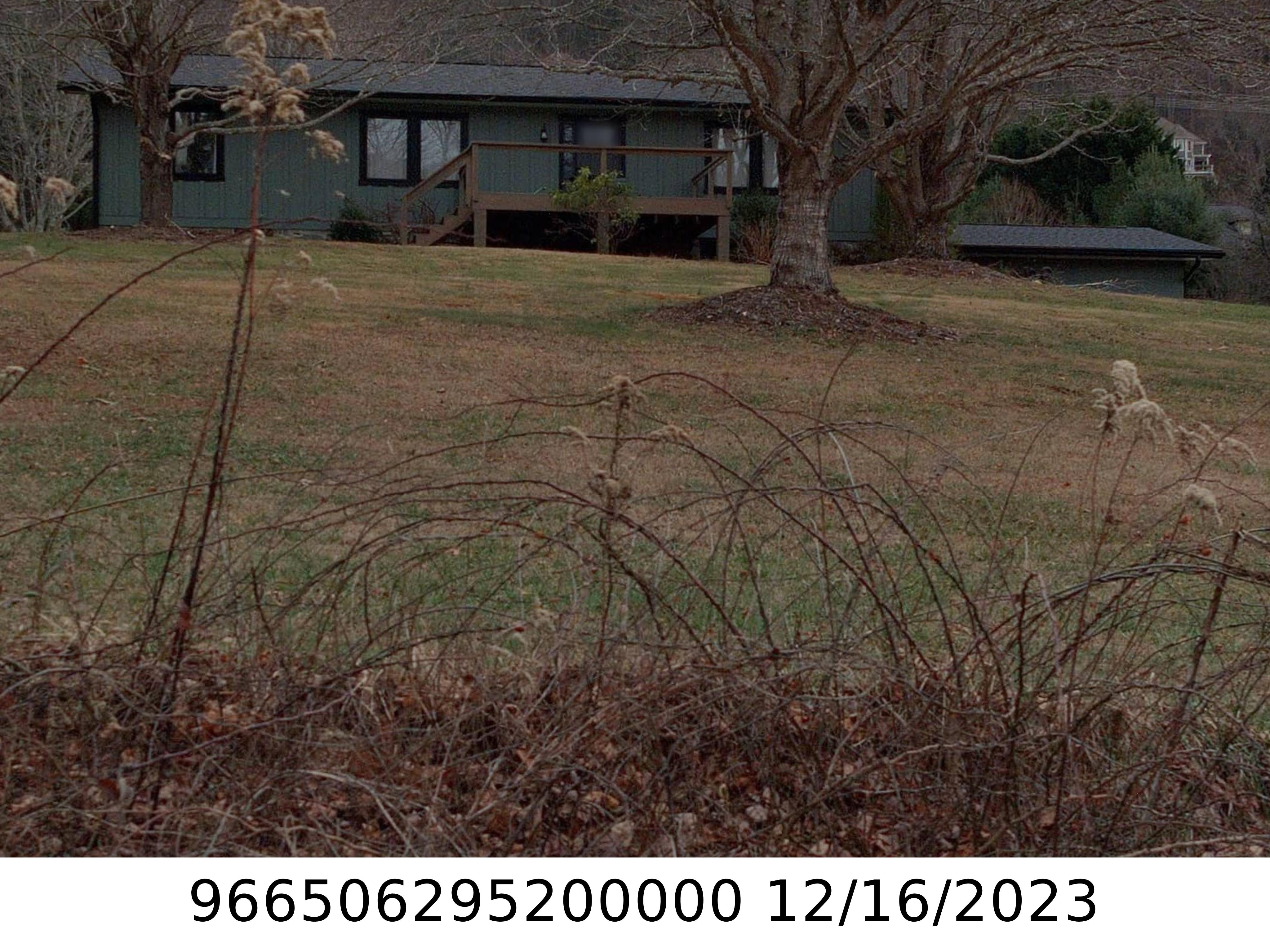 A picture of the property located at 241 PINNERS COVE RD, ASHEVILLE NC 28803.
