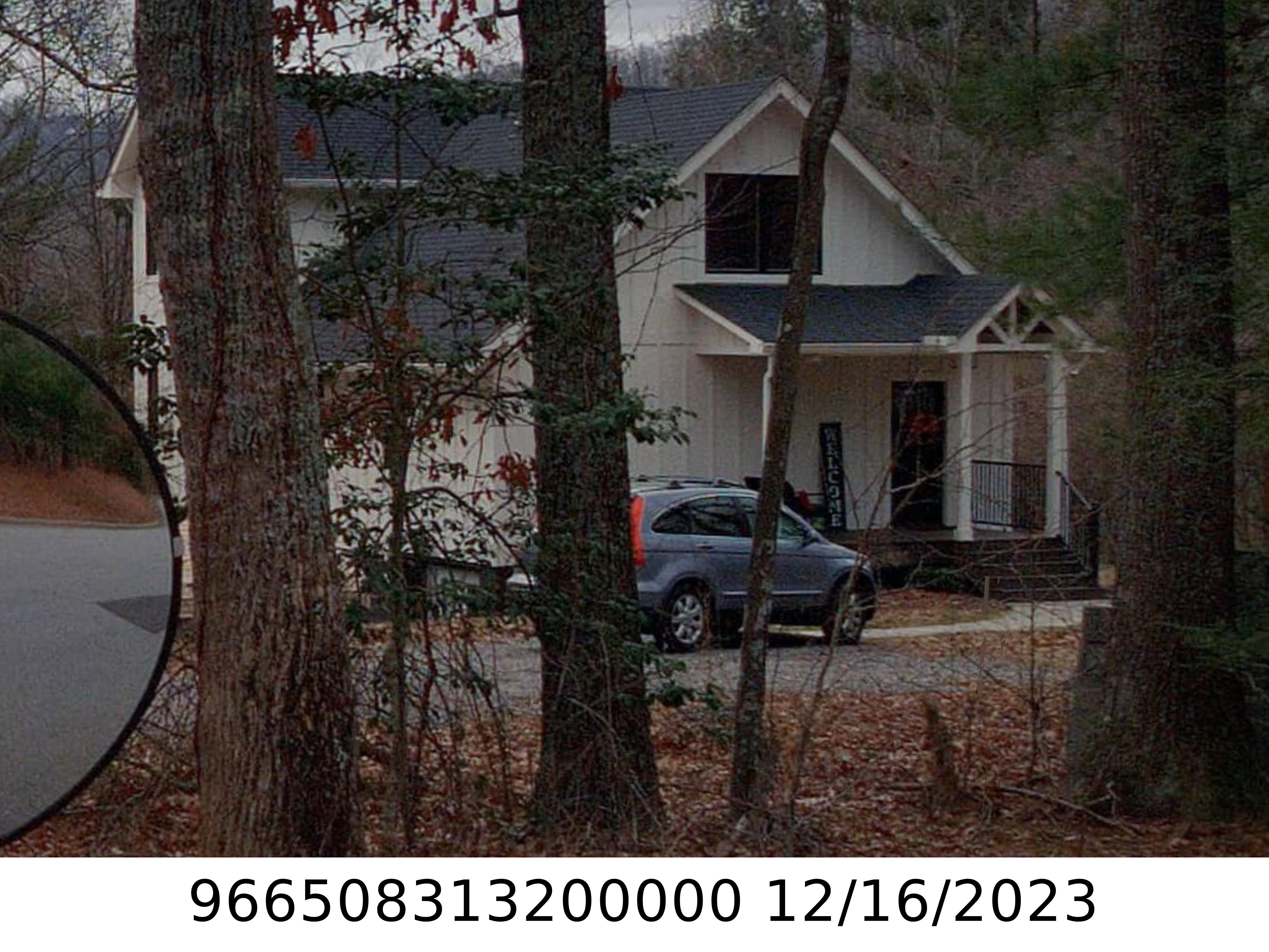 A picture of the property located at 265 PINNERS COVE RD, ASHEVILLE NC 28803.