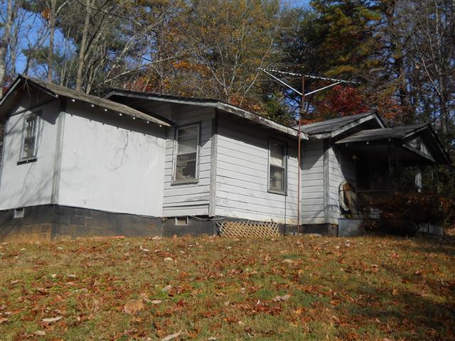 A picture of the property located at 25 BECKINGHAM LN, ASHEVILLE NC 28803.
