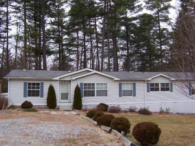 A picture of the property located at 8 CONCORD KNOLL LN, ASHEVILLE NC 28803.