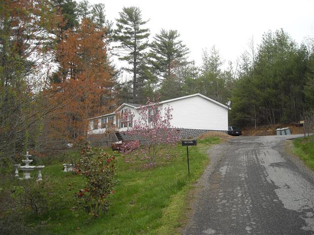 A picture of the property located at 14 CONCORD KNOLL LN, ASHEVILLE NC 28803.