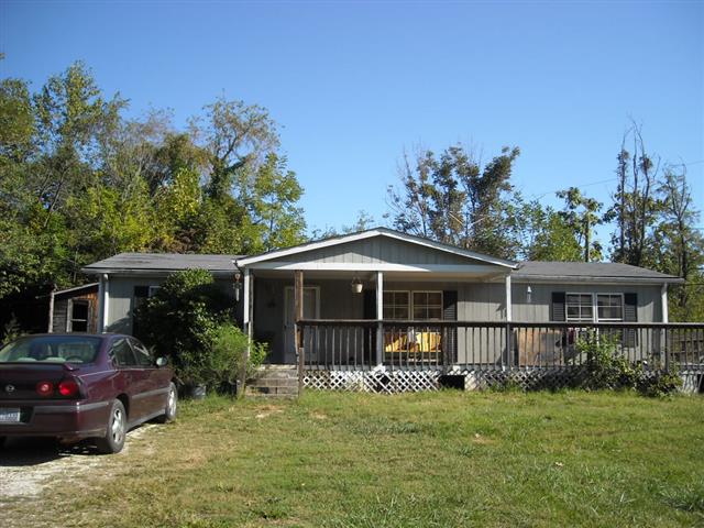 A picture of the property located at 562 CONCORD RD, FLETCHER NC 28732.