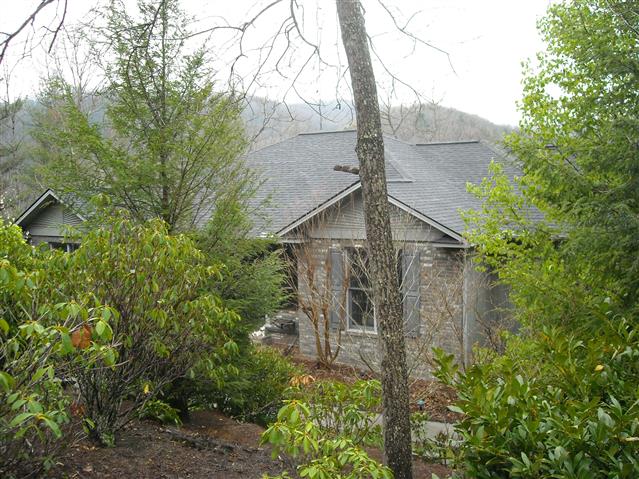 A picture of the property located at 7 ZIA LN, ASHEVILLE NC 28803.