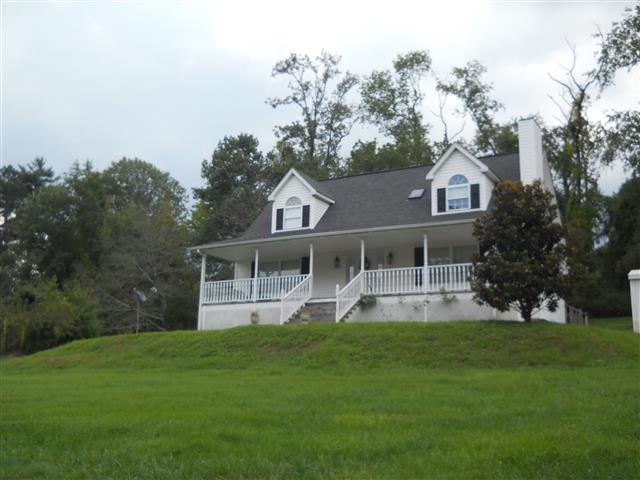 A picture of the property located at 239 ROSE HILL RD, ASHEVILLE NC 28803.