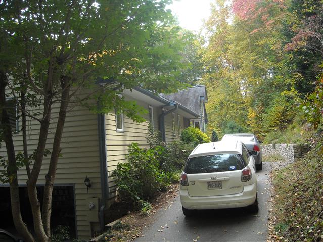 A picture of the property located at 19 INDIAN FALLS RD, ASHEVILLE NC 28803.