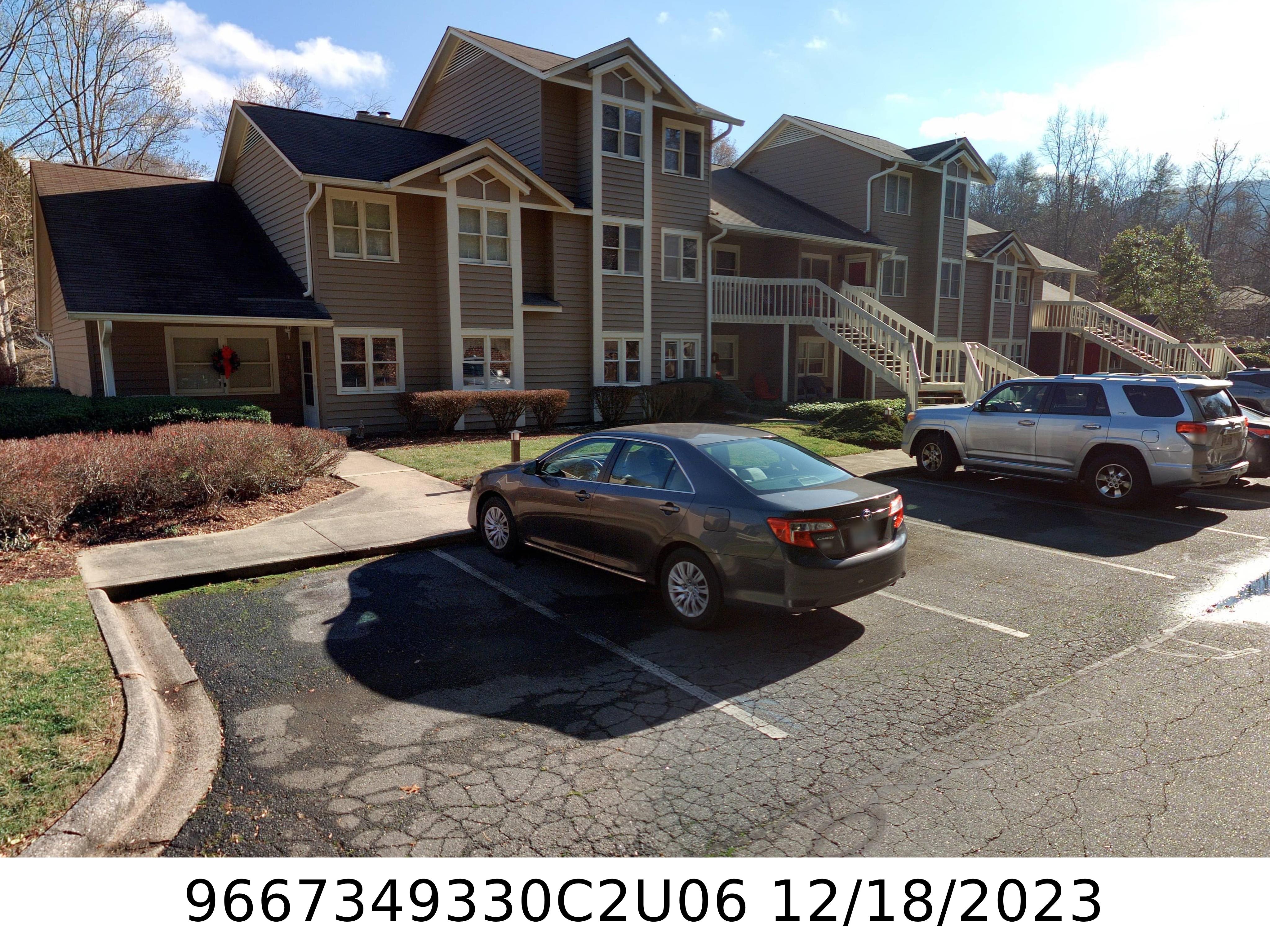 A picture of the property located at 6 WILLOW TREE RUN, ASHEVILLE NC 28803.