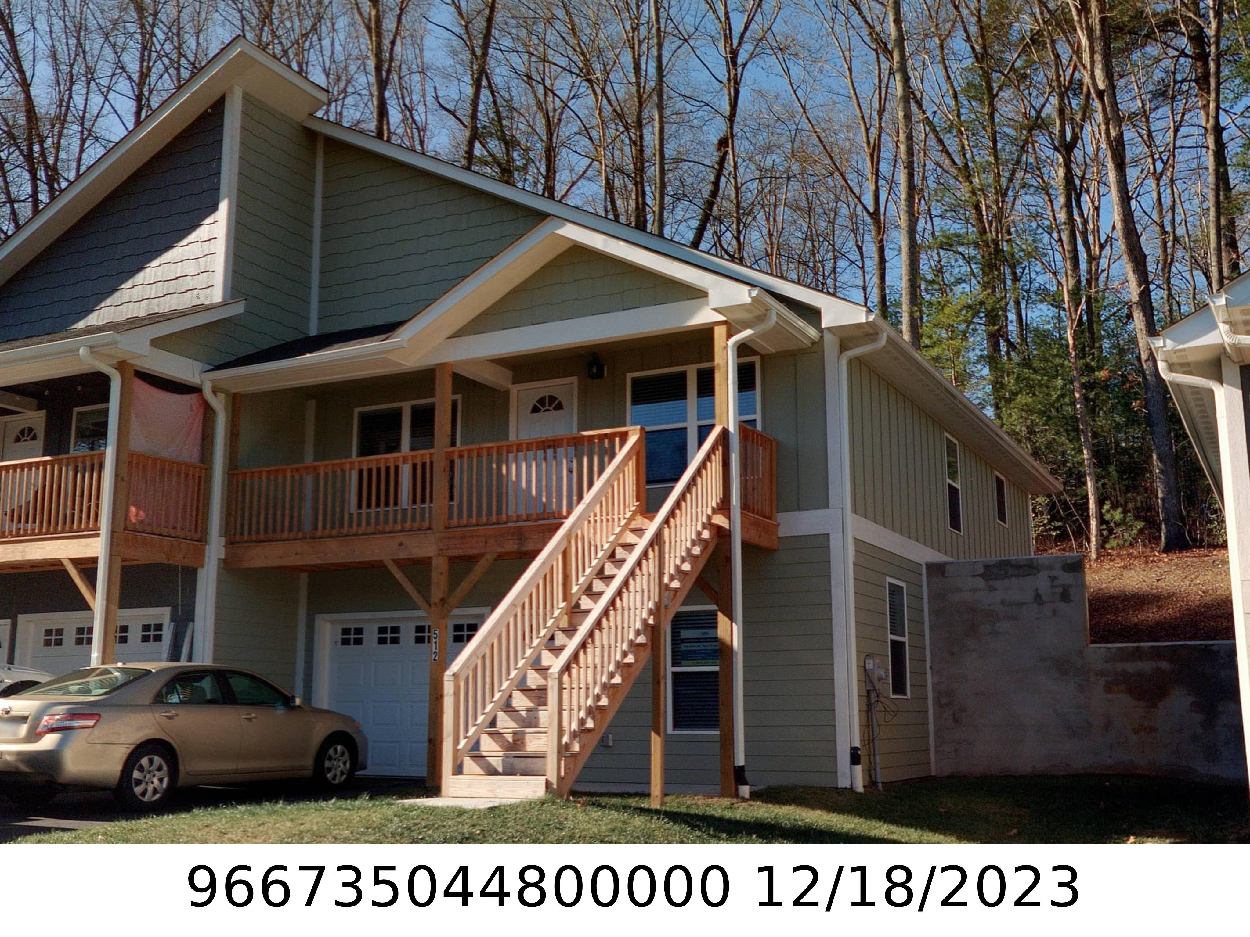 A picture of the property located at 512 SYCAMORE BRANCH RD, ASHEVILLE NC 28803.