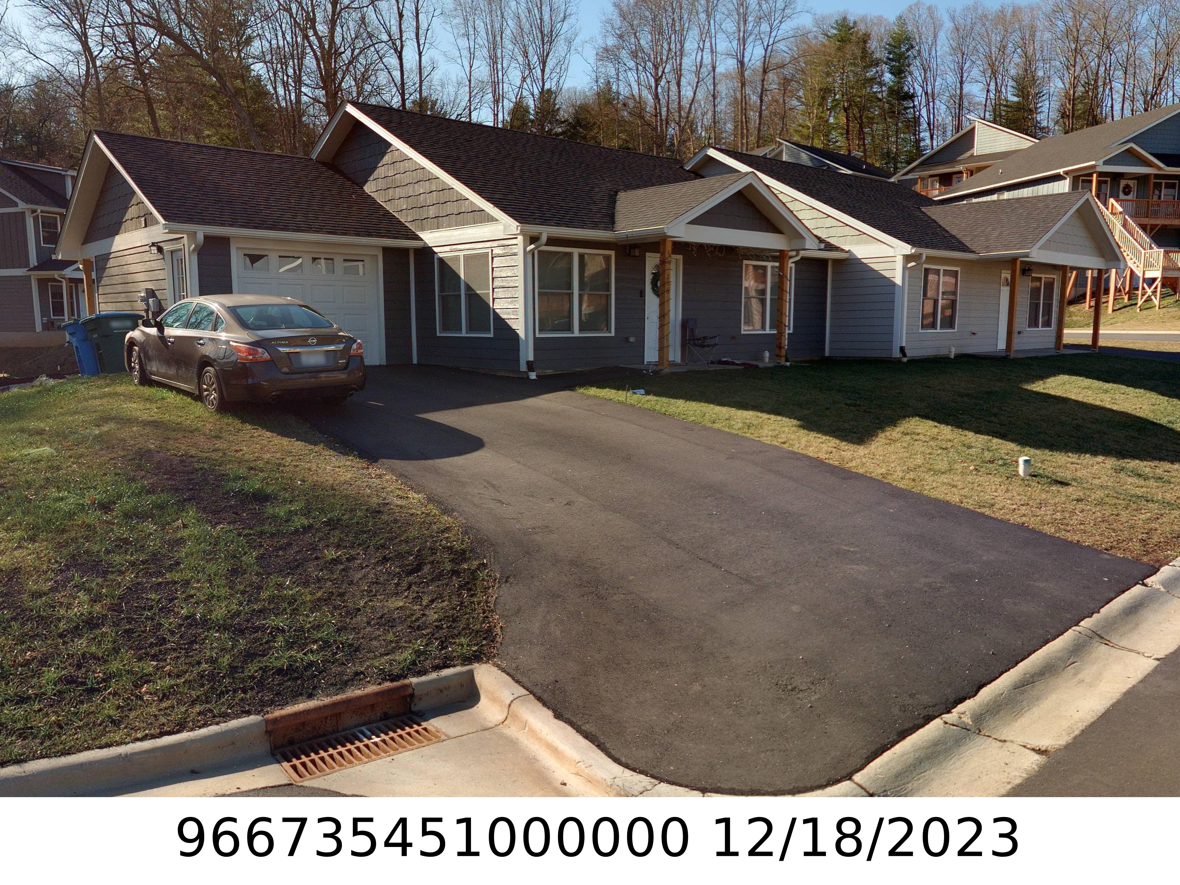 A picture of the property located at 216 SYCAMORE COVE RD, ASHEVILLE NC 28803.