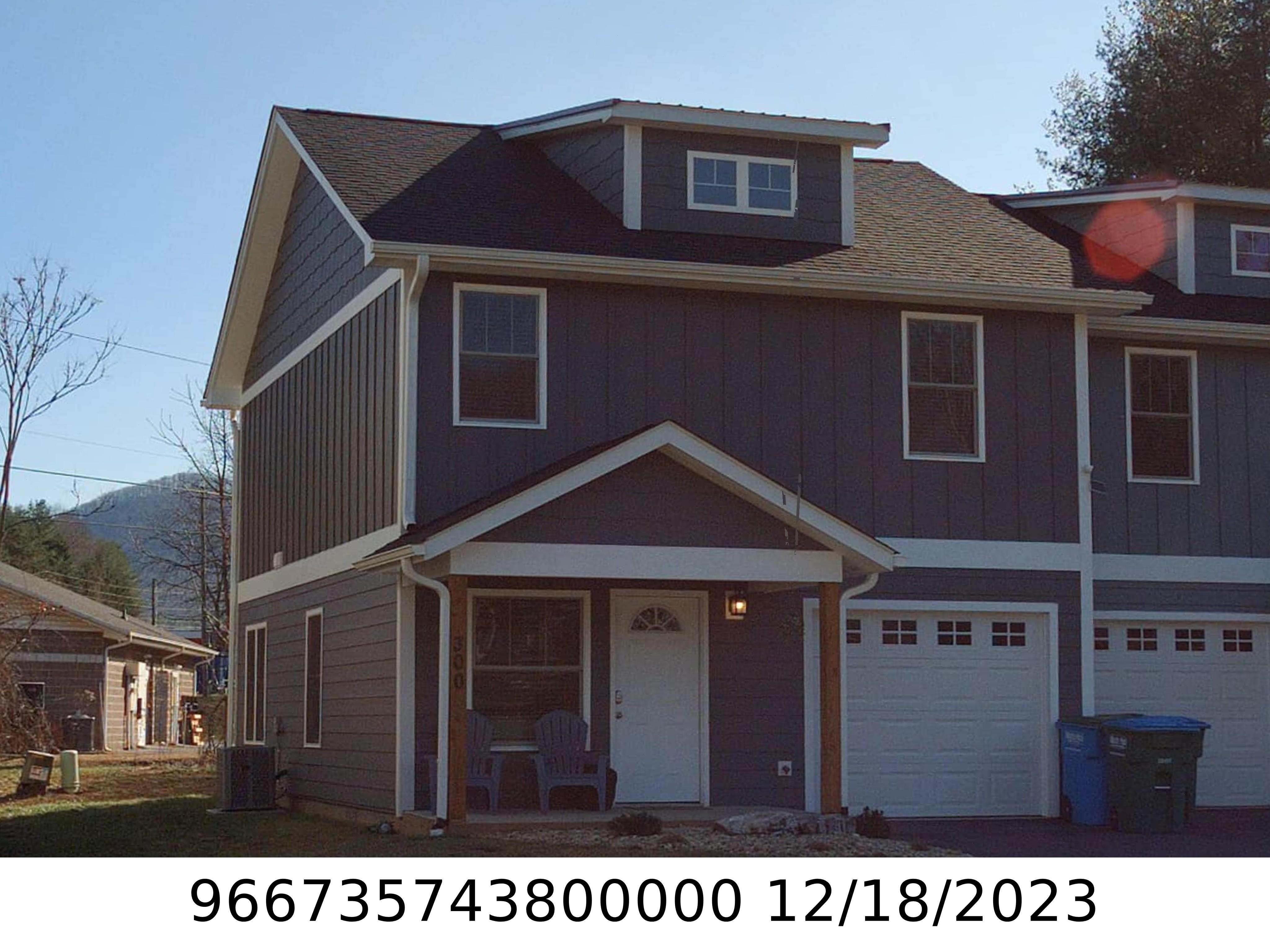 A picture of the property located at 300 JENNA CLARE LN, ASHEVILLE NC 28803.