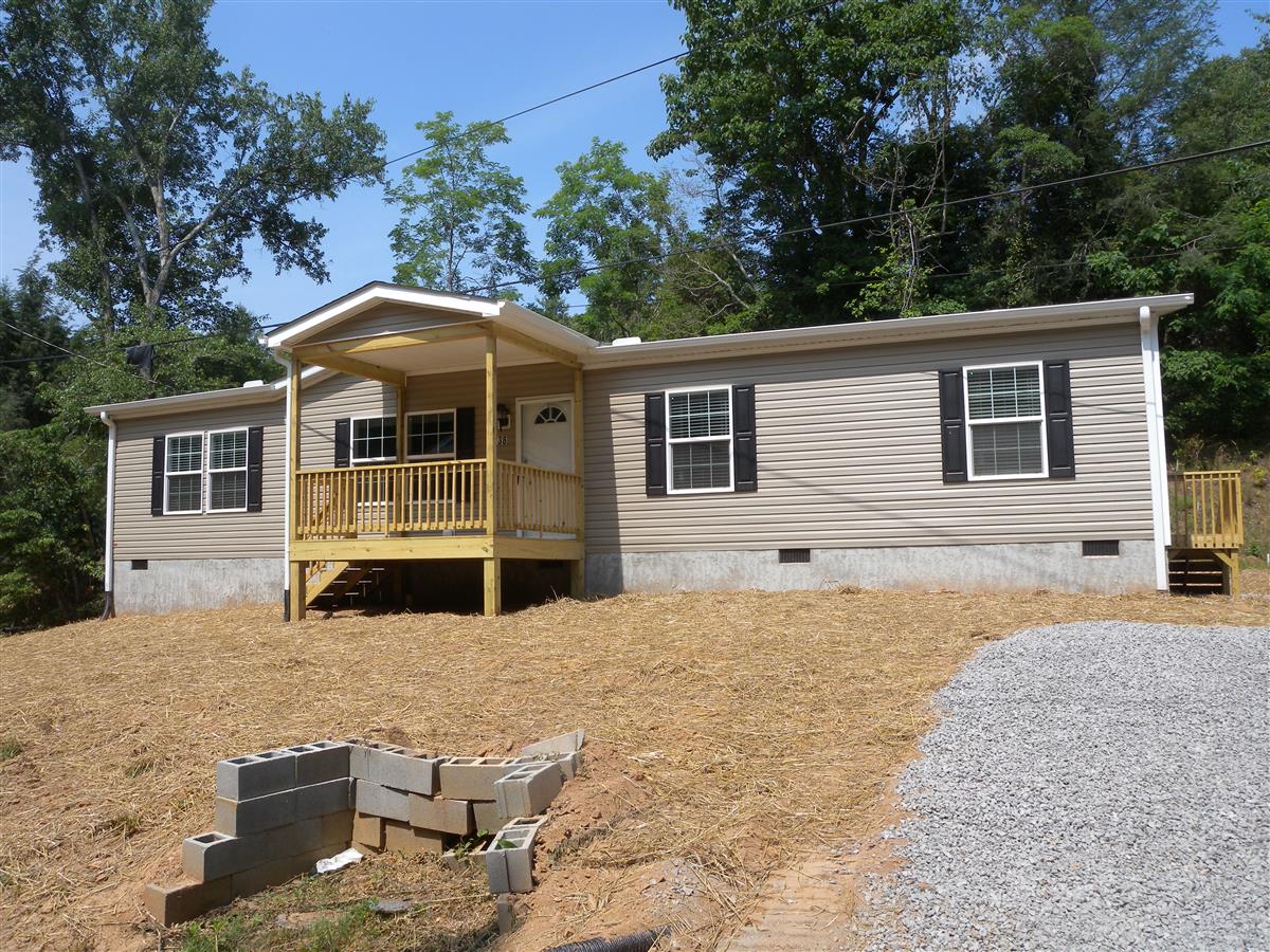 A picture of the property located at 138 HEMPHILL RD, ASHEVILLE NC 28803.